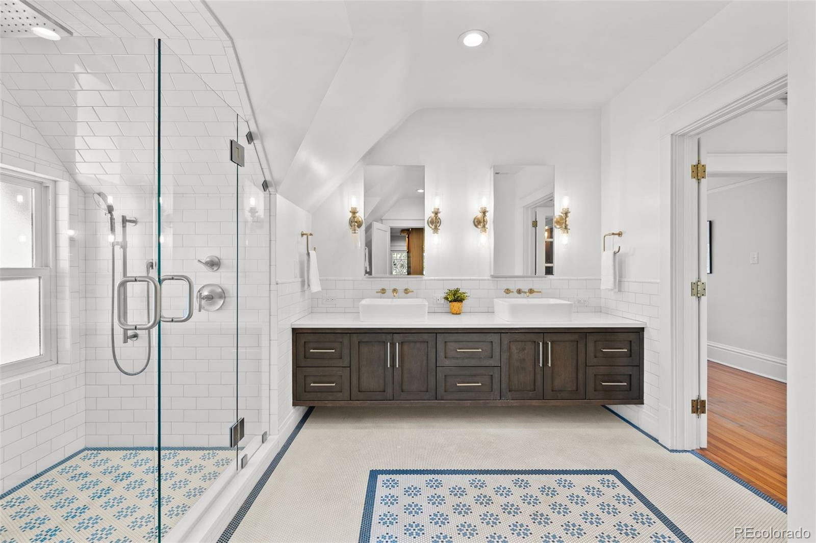 MLS Image #22 for 1750  hudson street,denver, Colorado