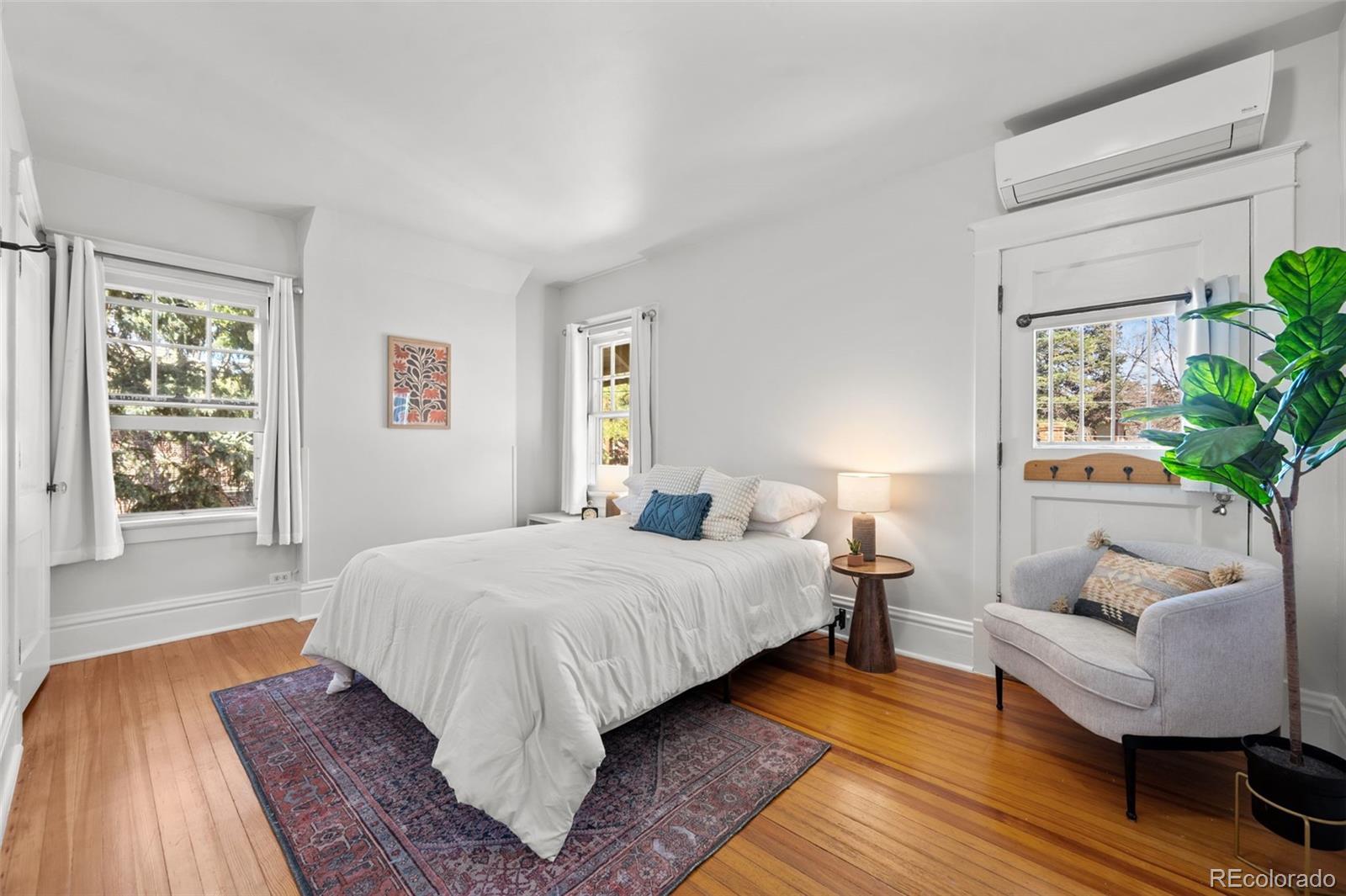 MLS Image #30 for 1750  hudson street,denver, Colorado