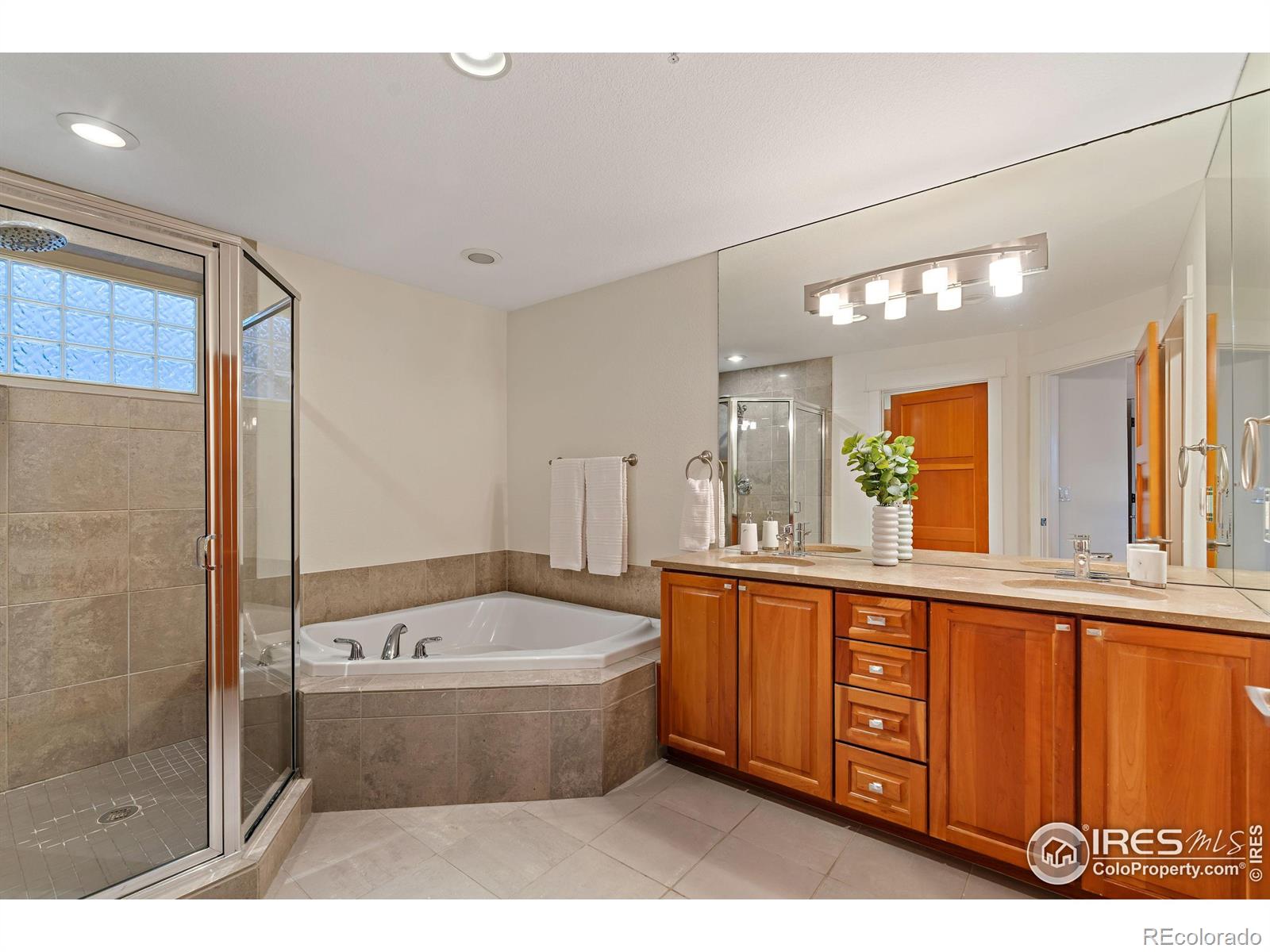 MLS Image #22 for 1080 e 13th avenue 403,denver, Colorado