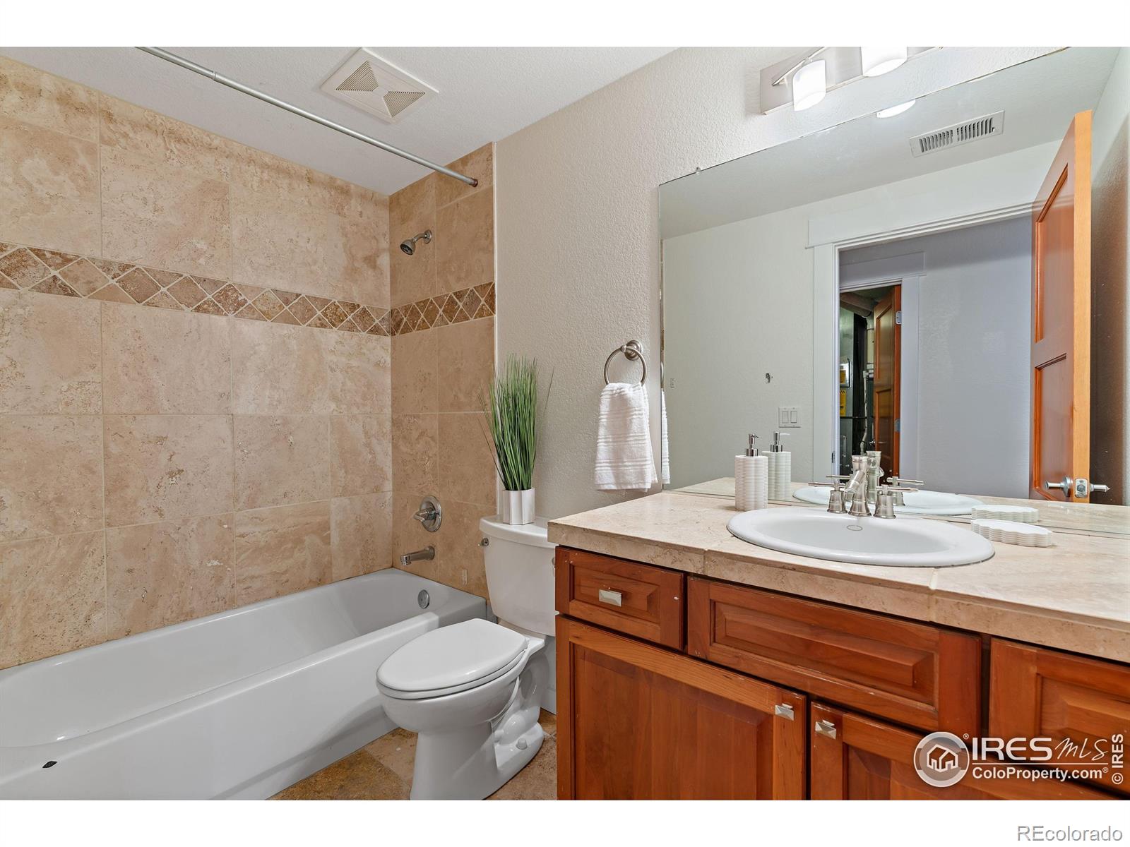 MLS Image #26 for 1080 e 13th avenue 403,denver, Colorado