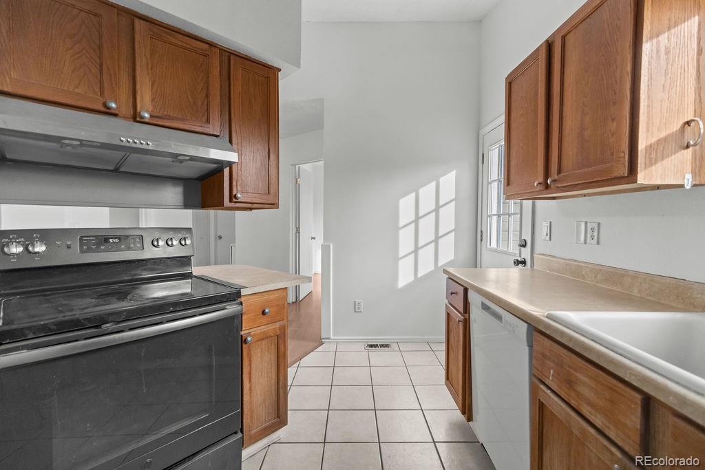 MLS Image #6 for 4512 s pagosa circle,aurora, Colorado