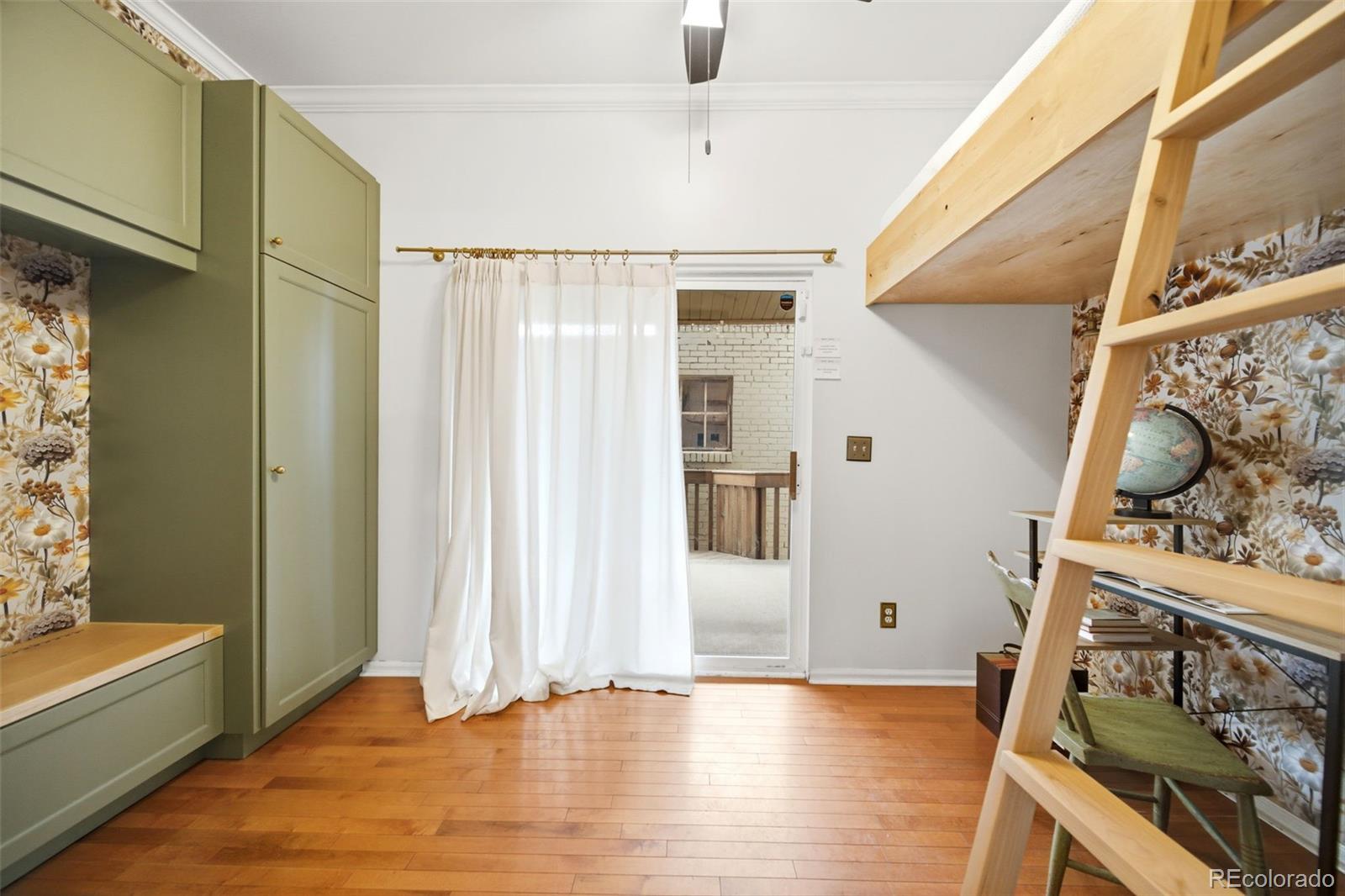MLS Image #20 for 1746 n franklin street 1,denver, Colorado