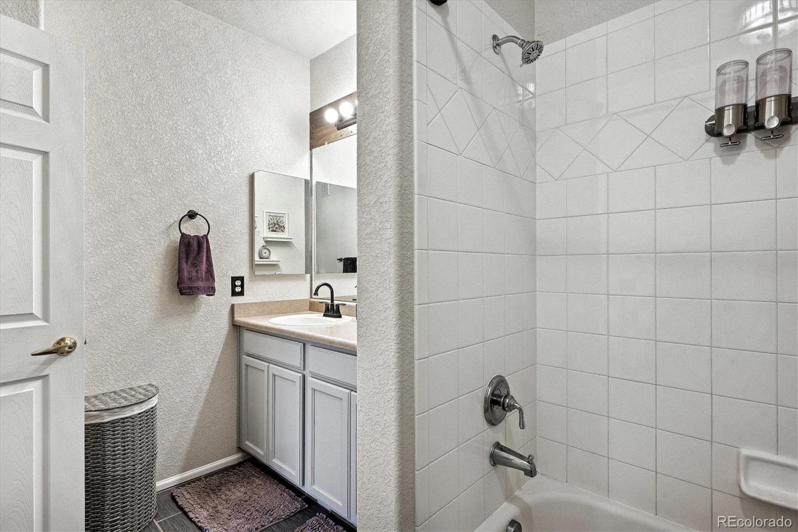 MLS Image #16 for 22960 e roxbury drive f,aurora, Colorado