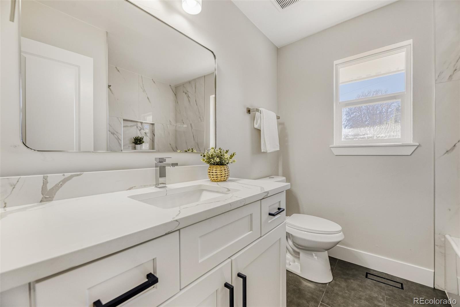 MLS Image #17 for 2890 s golden way,denver, Colorado