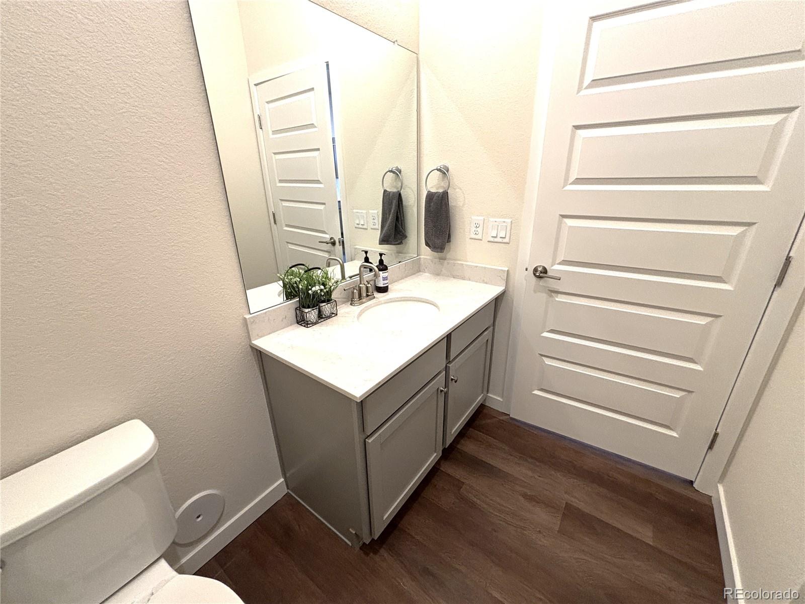 MLS Image #15 for 487  interlocken boulevard 102,broomfield, Colorado