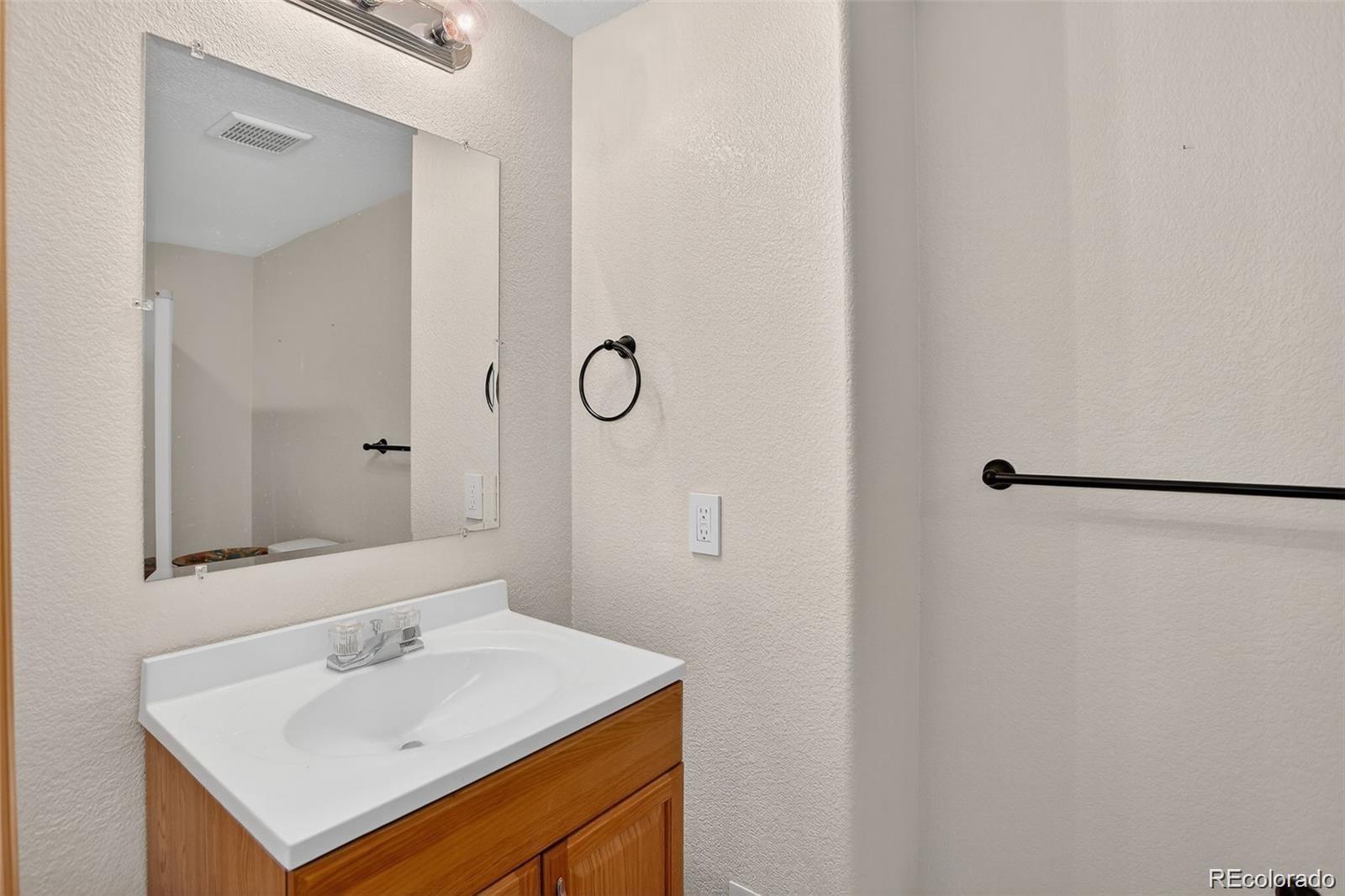 MLS Image #34 for 1131 s chester court,denver, Colorado