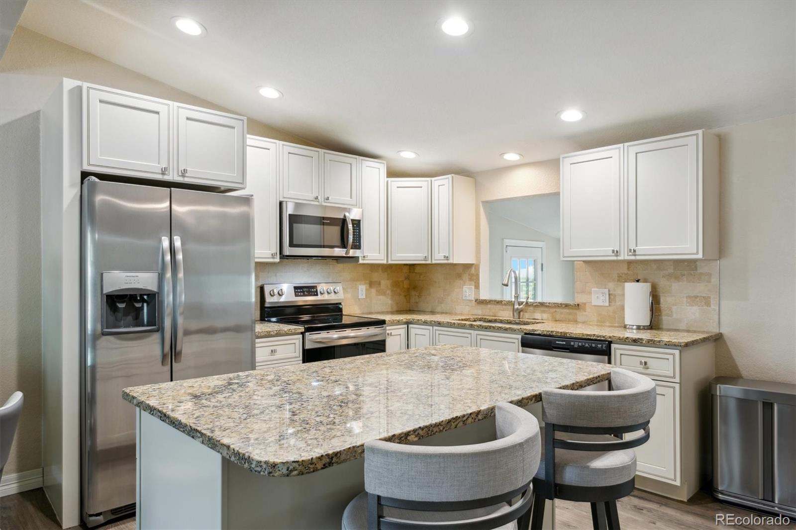MLS Image #5 for 7880  valley view drive,denver, Colorado
