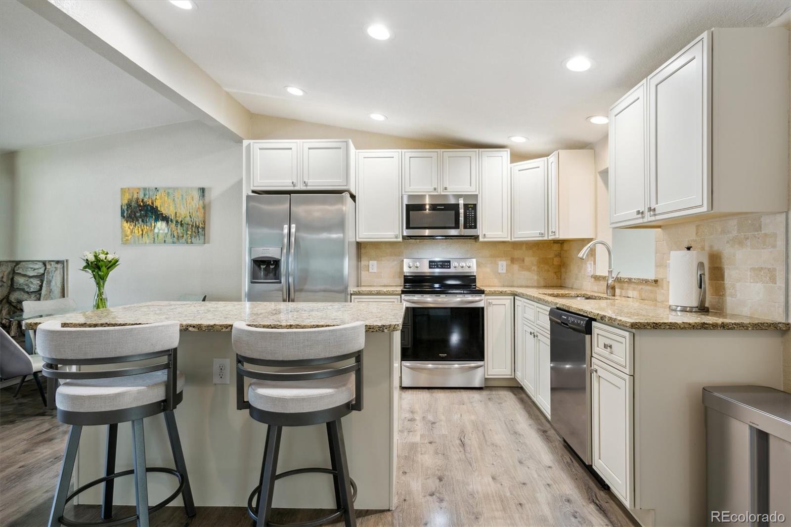 MLS Image #6 for 7880  valley view drive,denver, Colorado