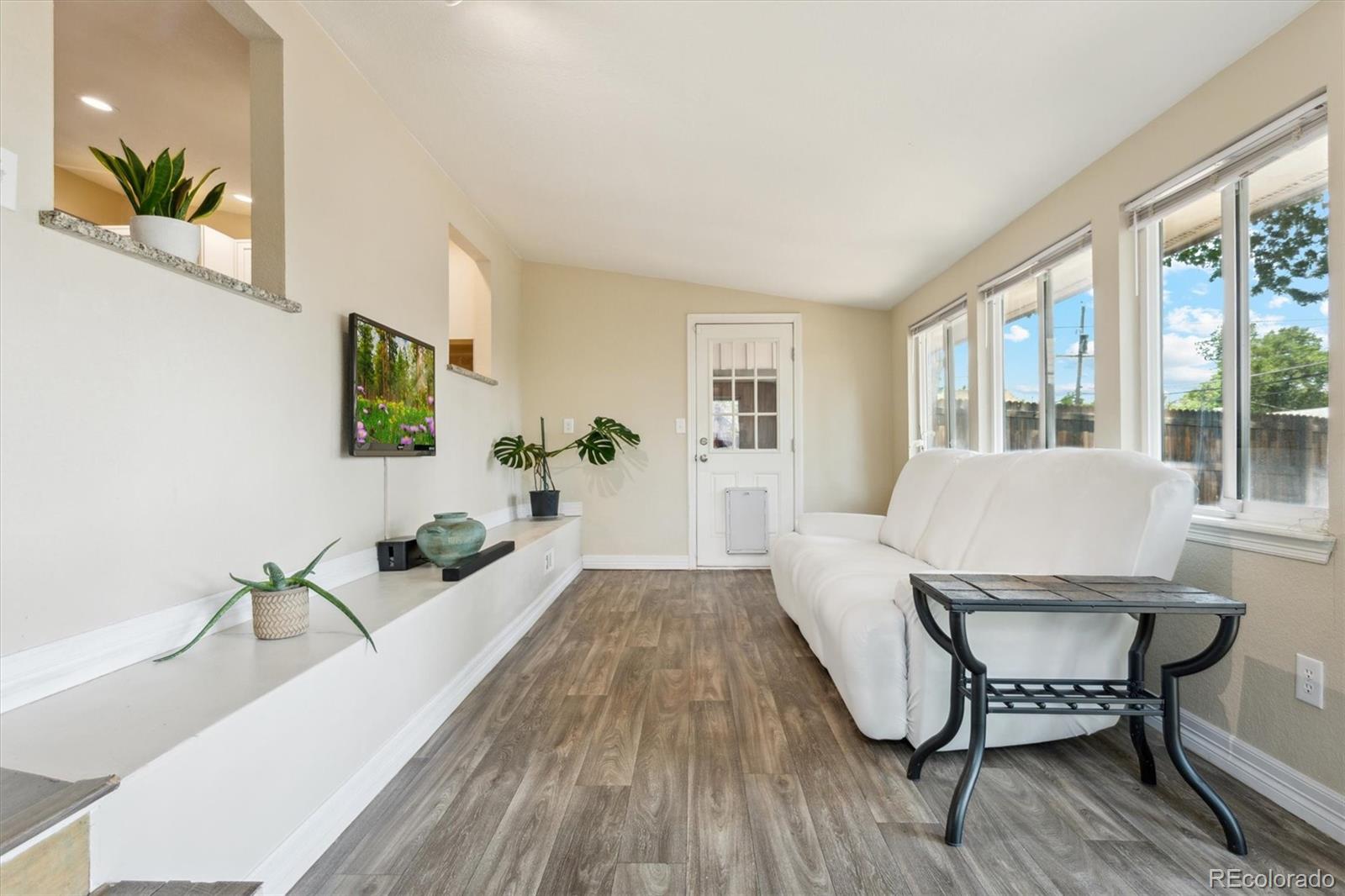 MLS Image #8 for 7880  valley view drive,denver, Colorado