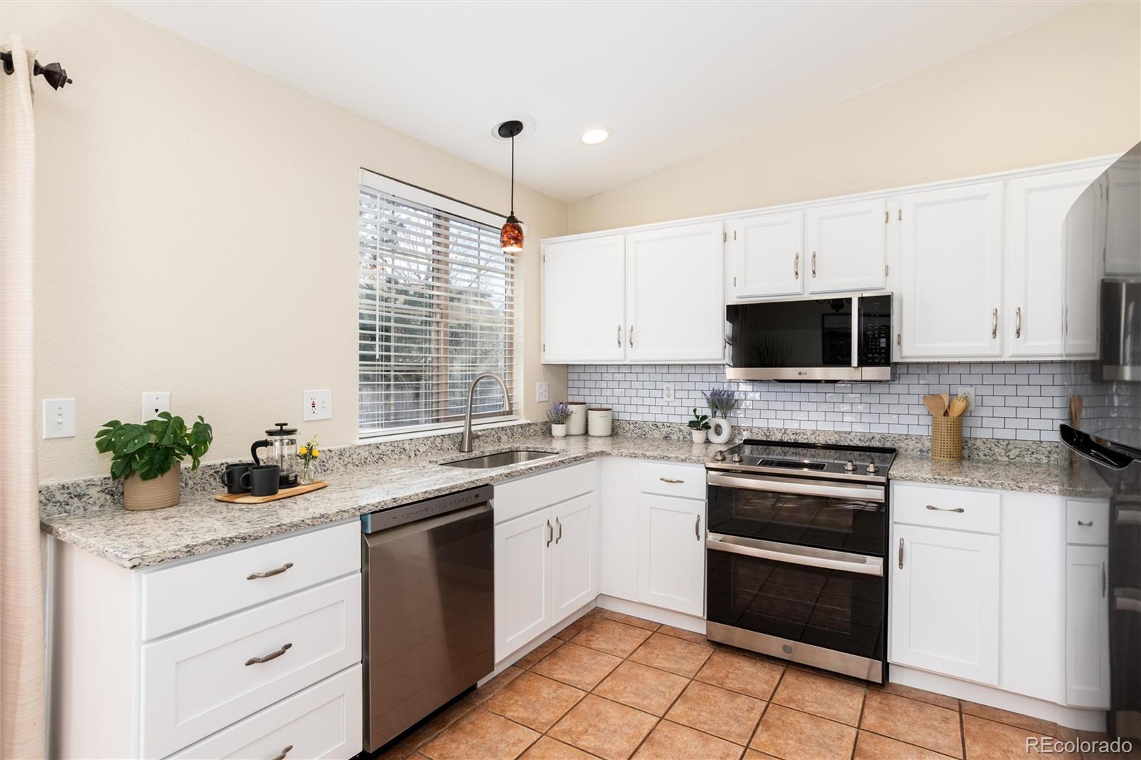 MLS Image #16 for 8596 w teton avenue,littleton, Colorado