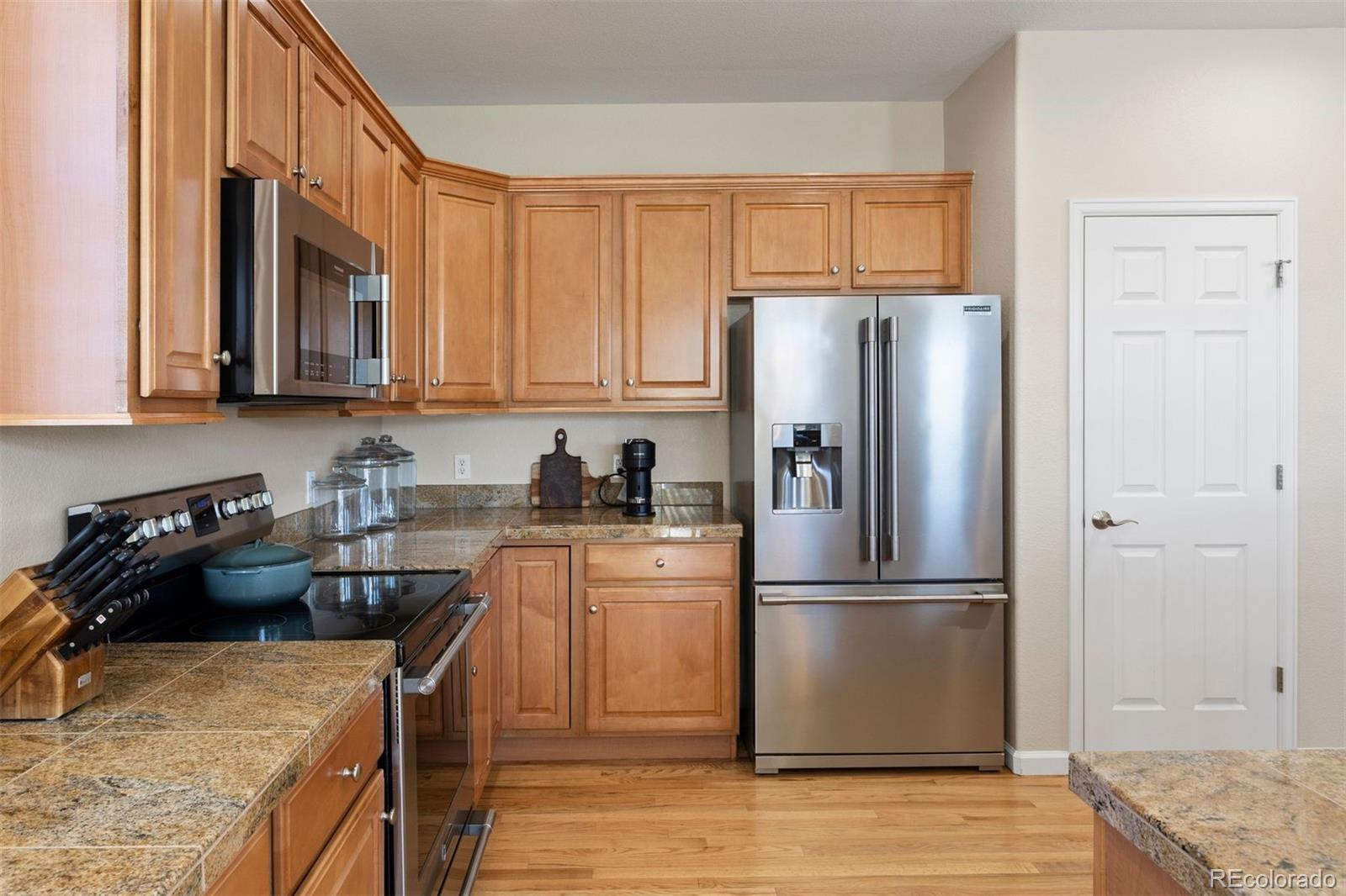 MLS Image #5 for 8333  briar trace way,castle pines, Colorado