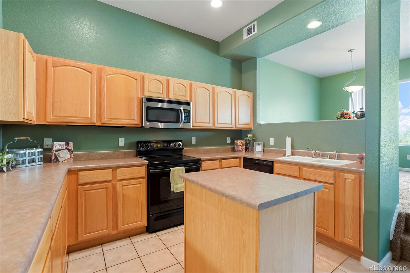 MLS Image #3 for 11250  florence street 7e,commerce city, Colorado