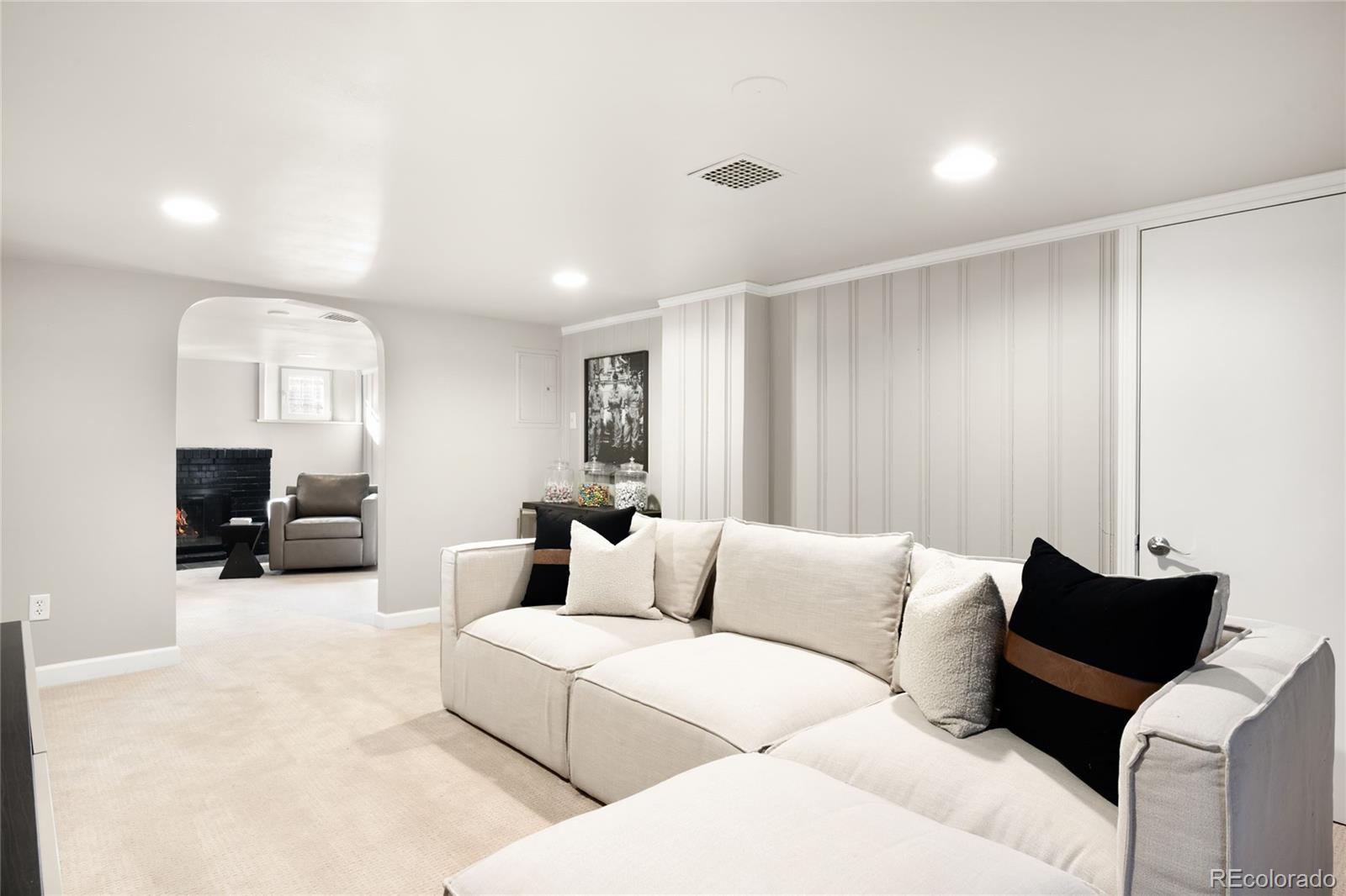 MLS Image #28 for 1717  newport street,denver, Colorado