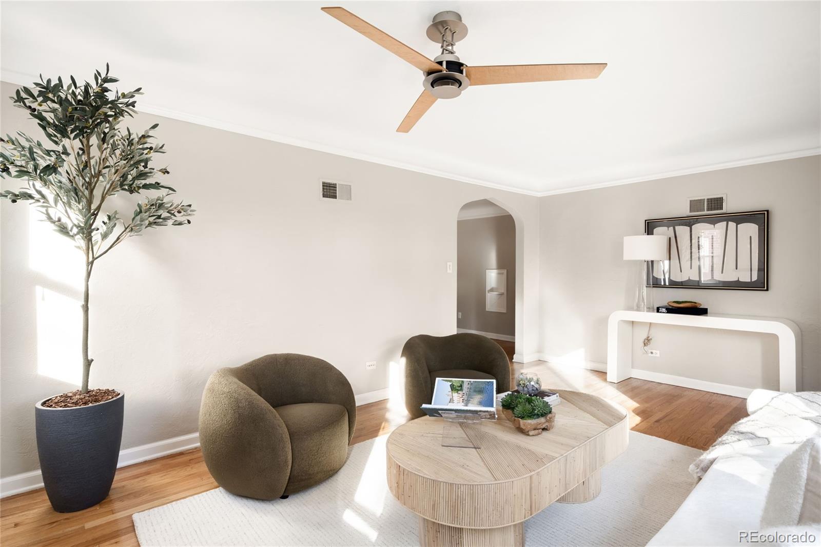 MLS Image #6 for 1717  newport street,denver, Colorado