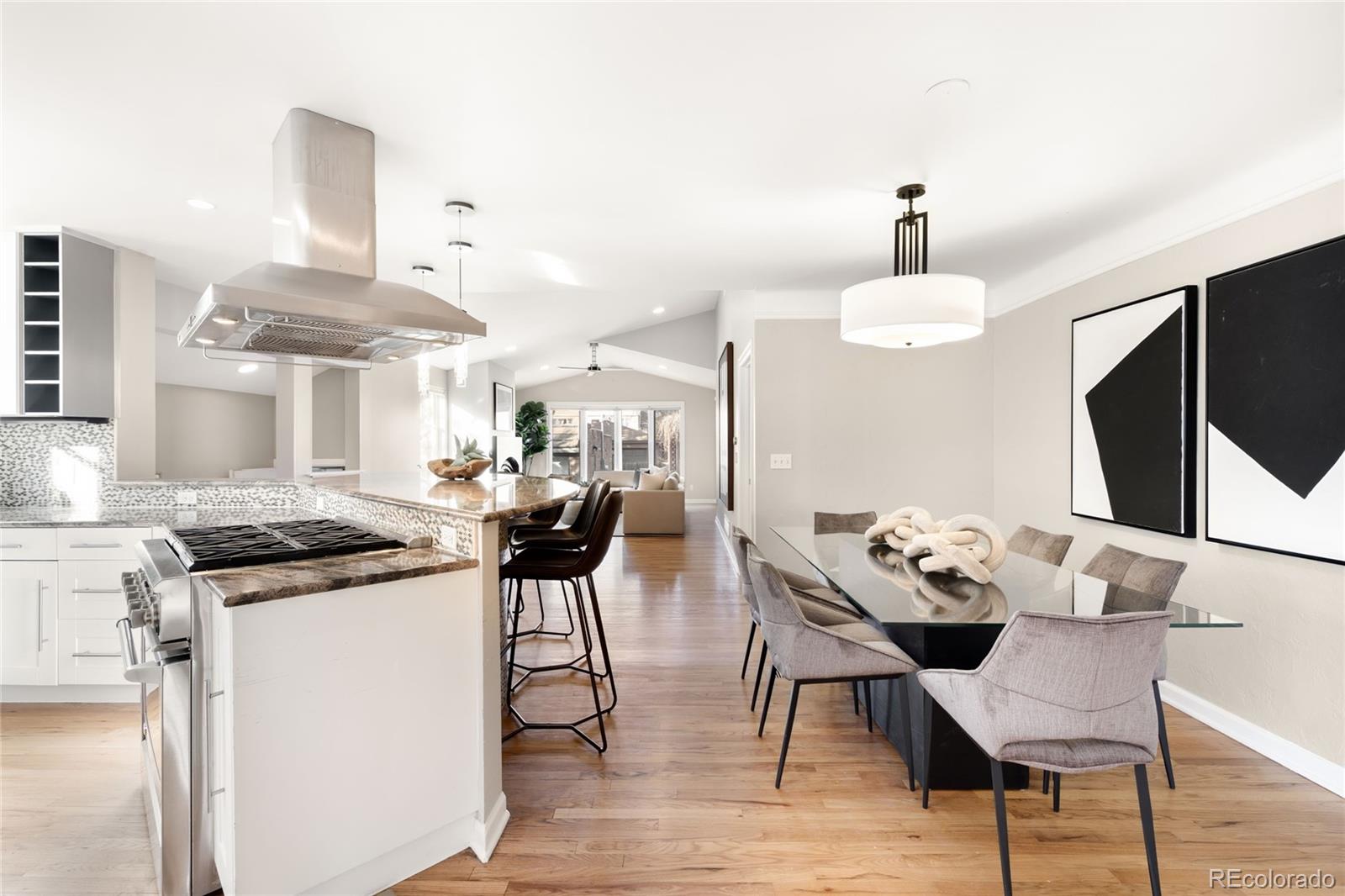 MLS Image #7 for 1717  newport street,denver, Colorado