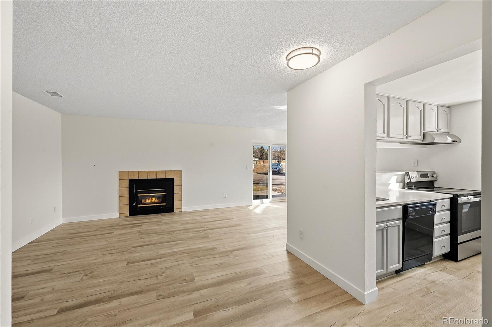 MLS Image #1 for 3053 s ursula circle 102,aurora, Colorado
