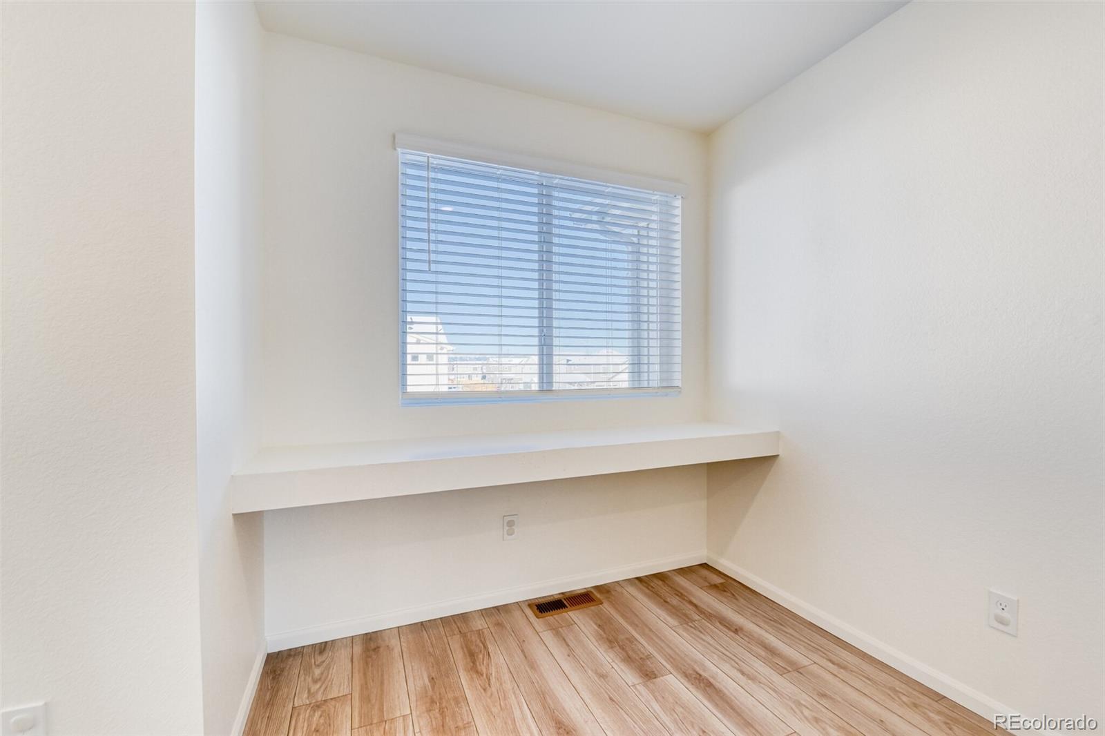 MLS Image #17 for 10196  worchester street,commerce city, Colorado