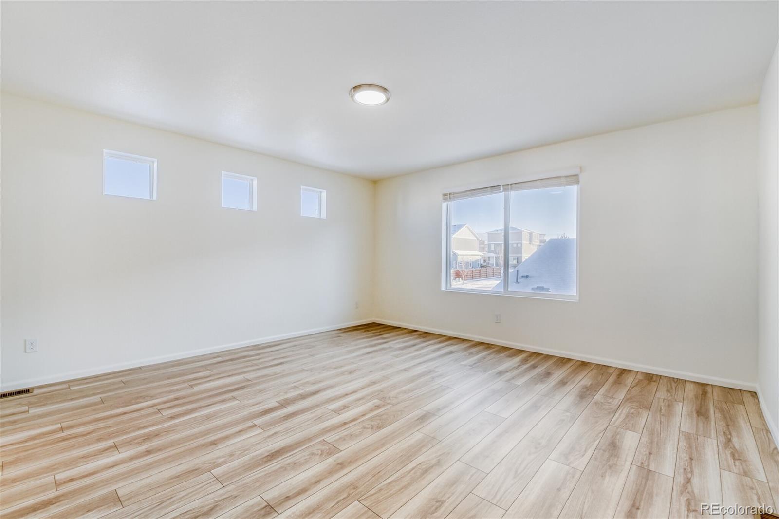 MLS Image #18 for 10196  worchester street,commerce city, Colorado