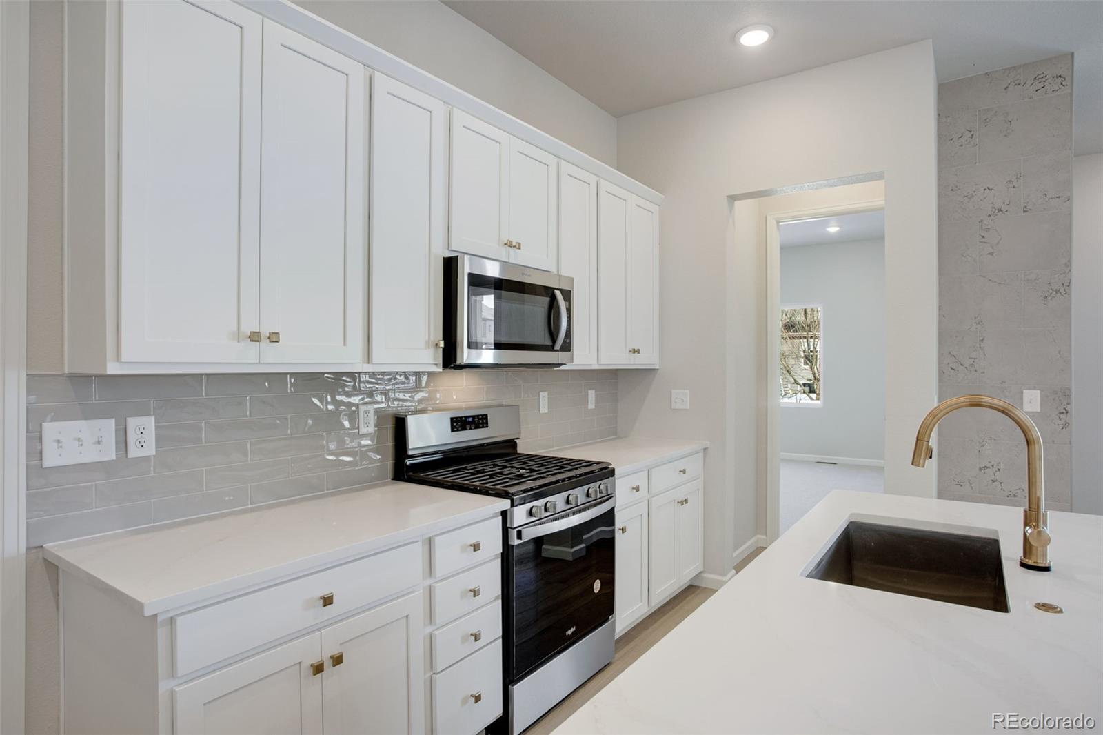 MLS Image #14 for 1742  mount meeker avenue,berthoud, Colorado