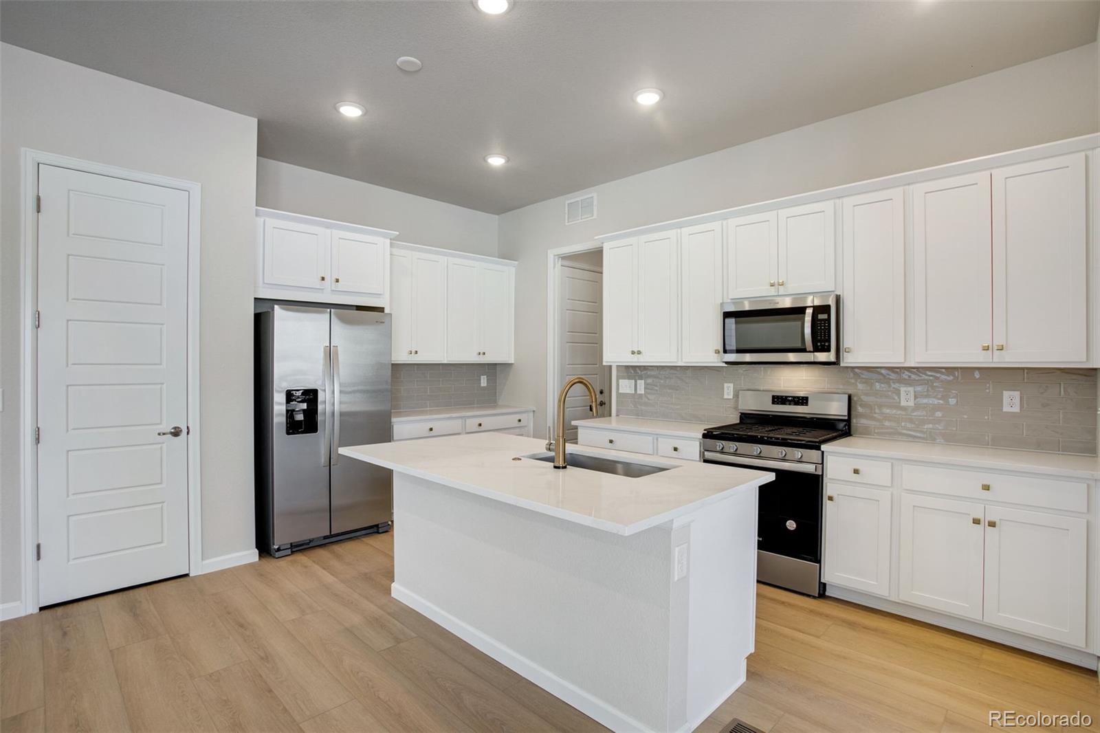 MLS Image #16 for 1742  mount meeker avenue,berthoud, Colorado