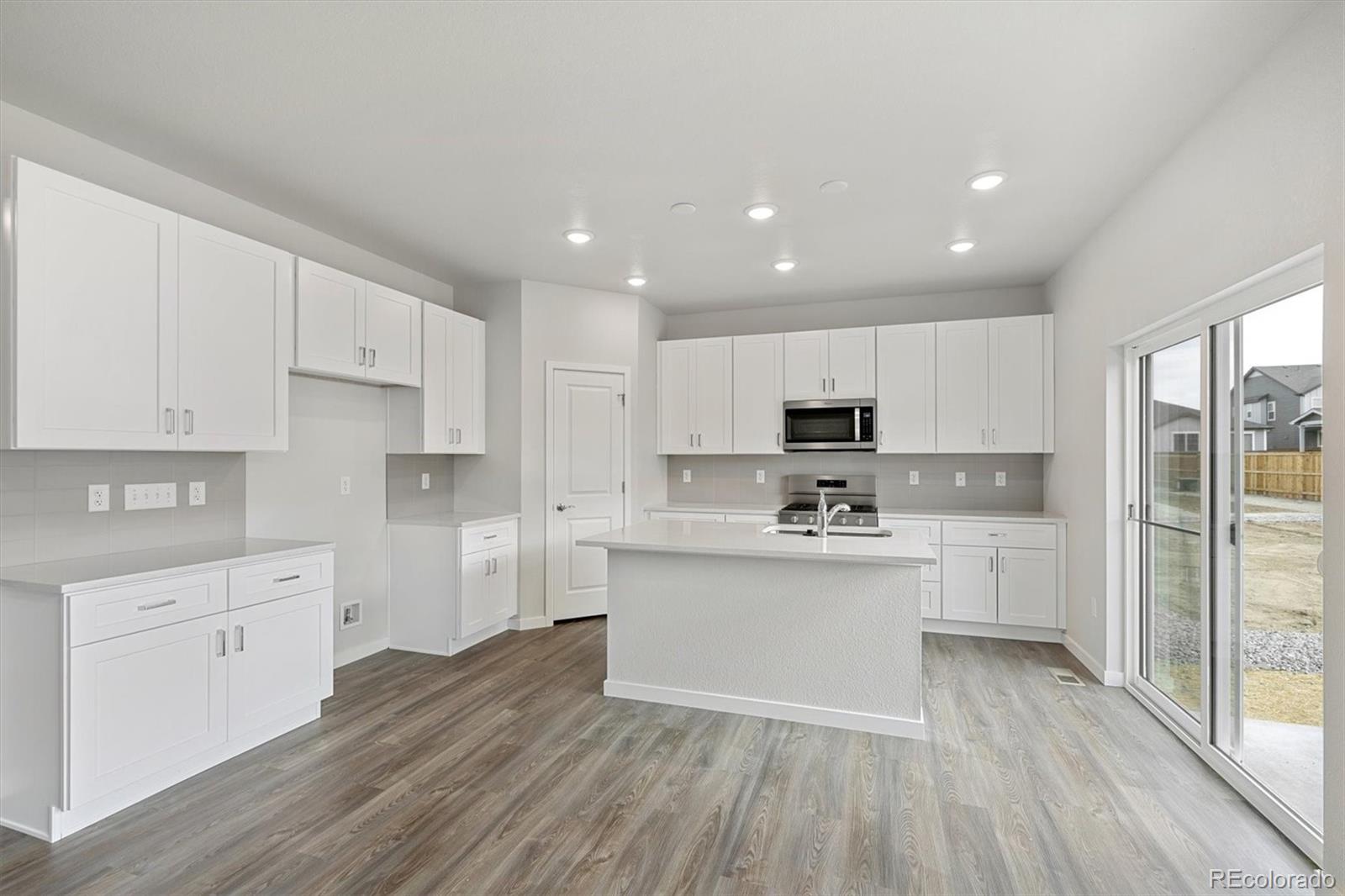 MLS Image #11 for 1414  farmstead street,brighton, Colorado