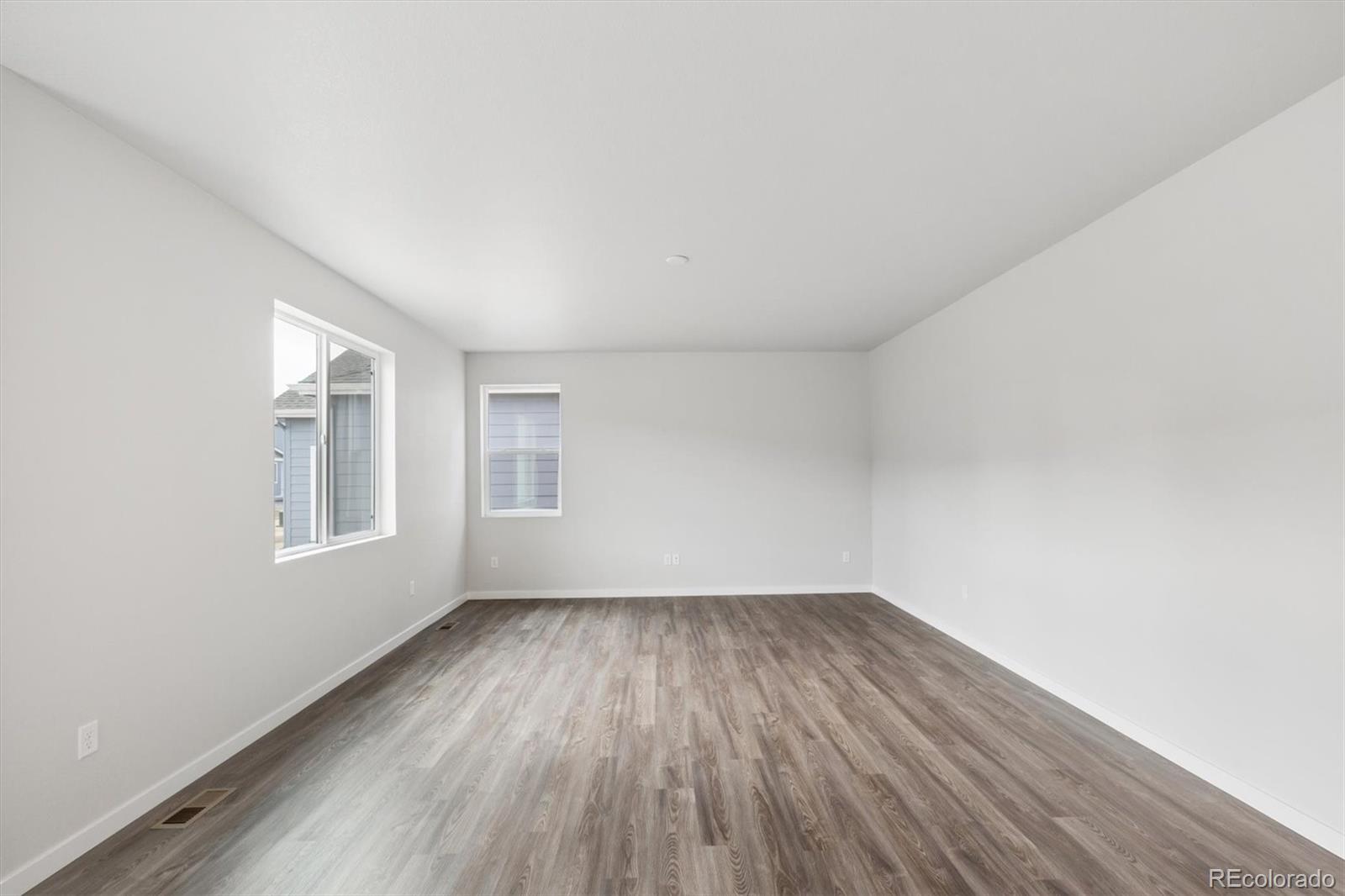 MLS Image #9 for 1414  farmstead street,brighton, Colorado