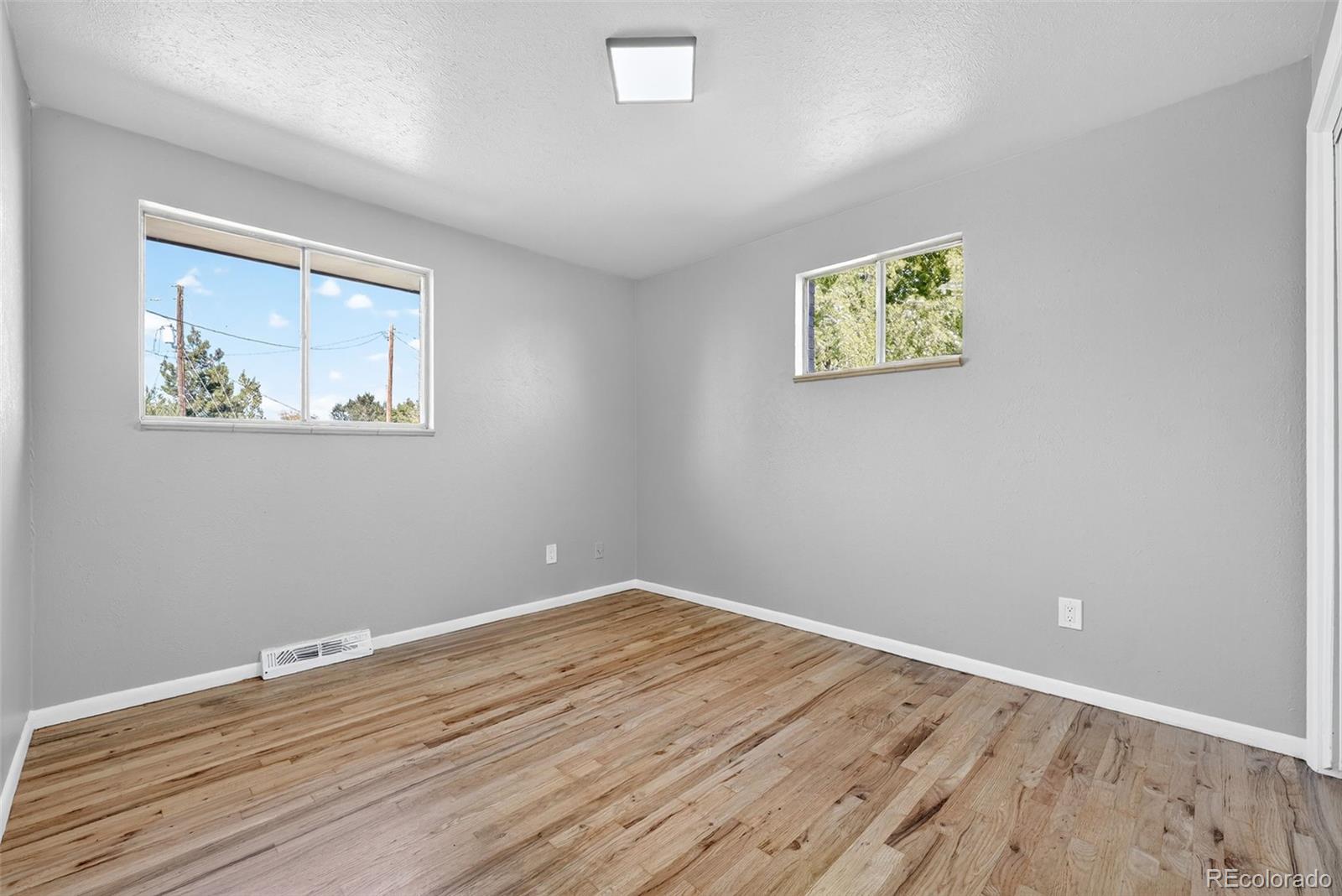 MLS Image #15 for 6419 w 77th avenue,arvada, Colorado