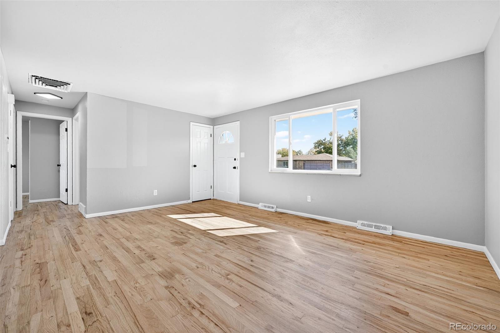 MLS Image #4 for 6419 w 77th avenue,arvada, Colorado