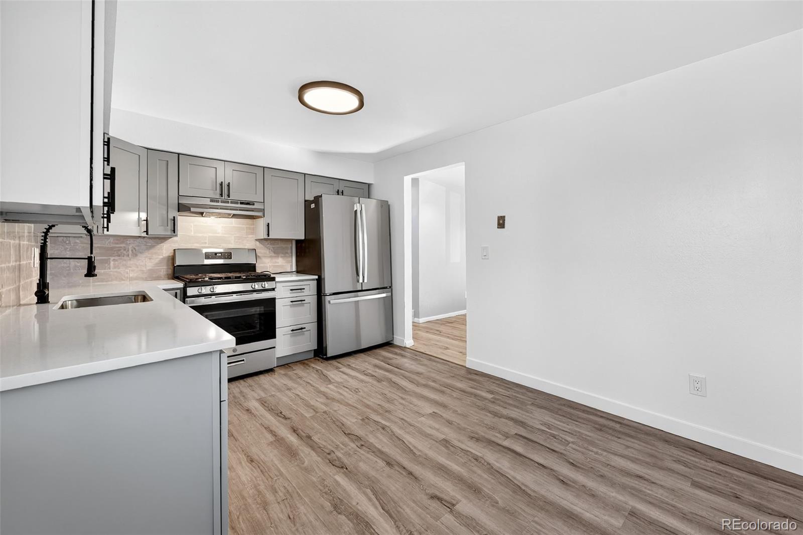 MLS Image #8 for 6419 w 77th avenue,arvada, Colorado