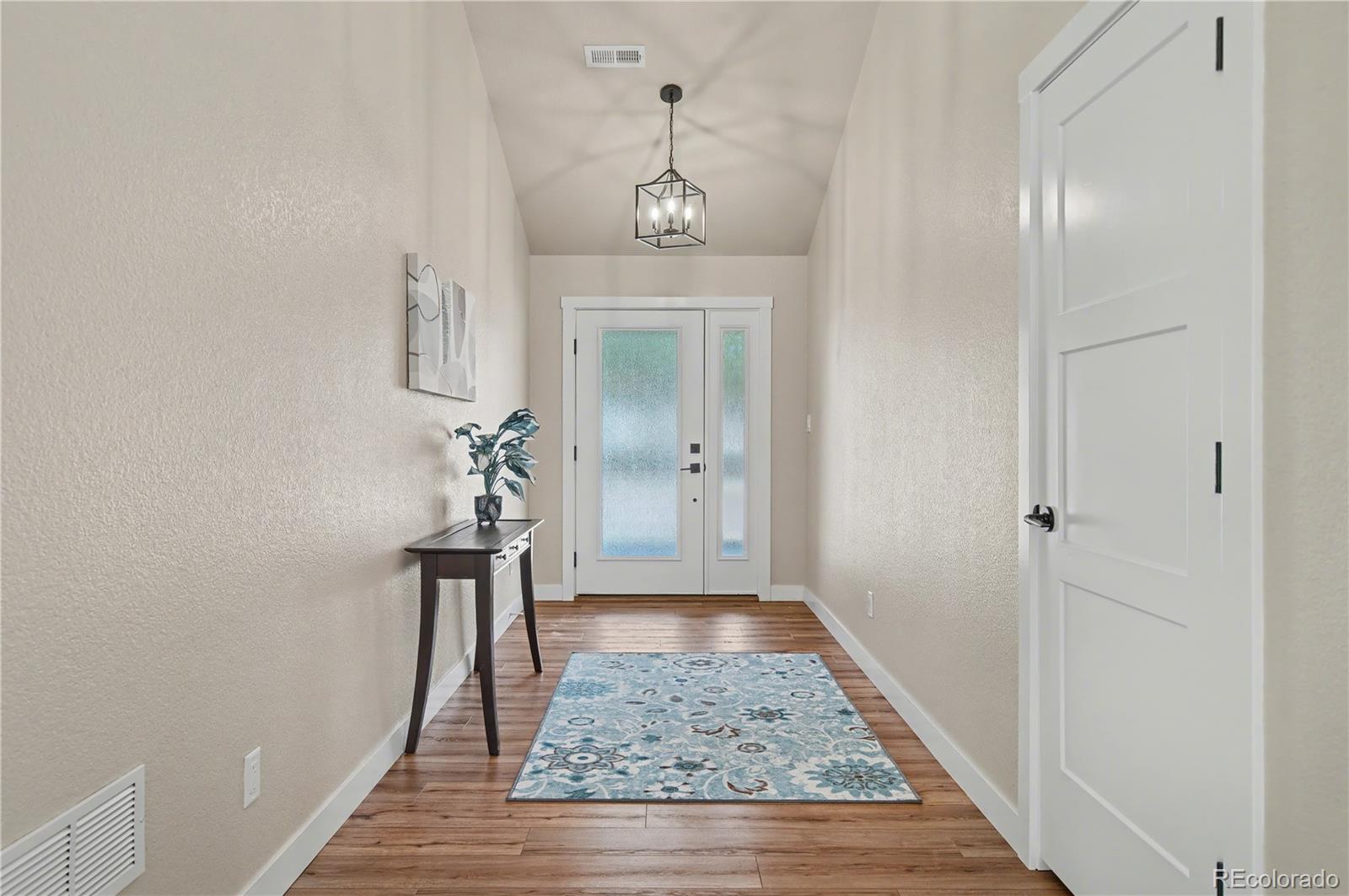 MLS Image #3 for 816  meadow lane,palmer lake, Colorado