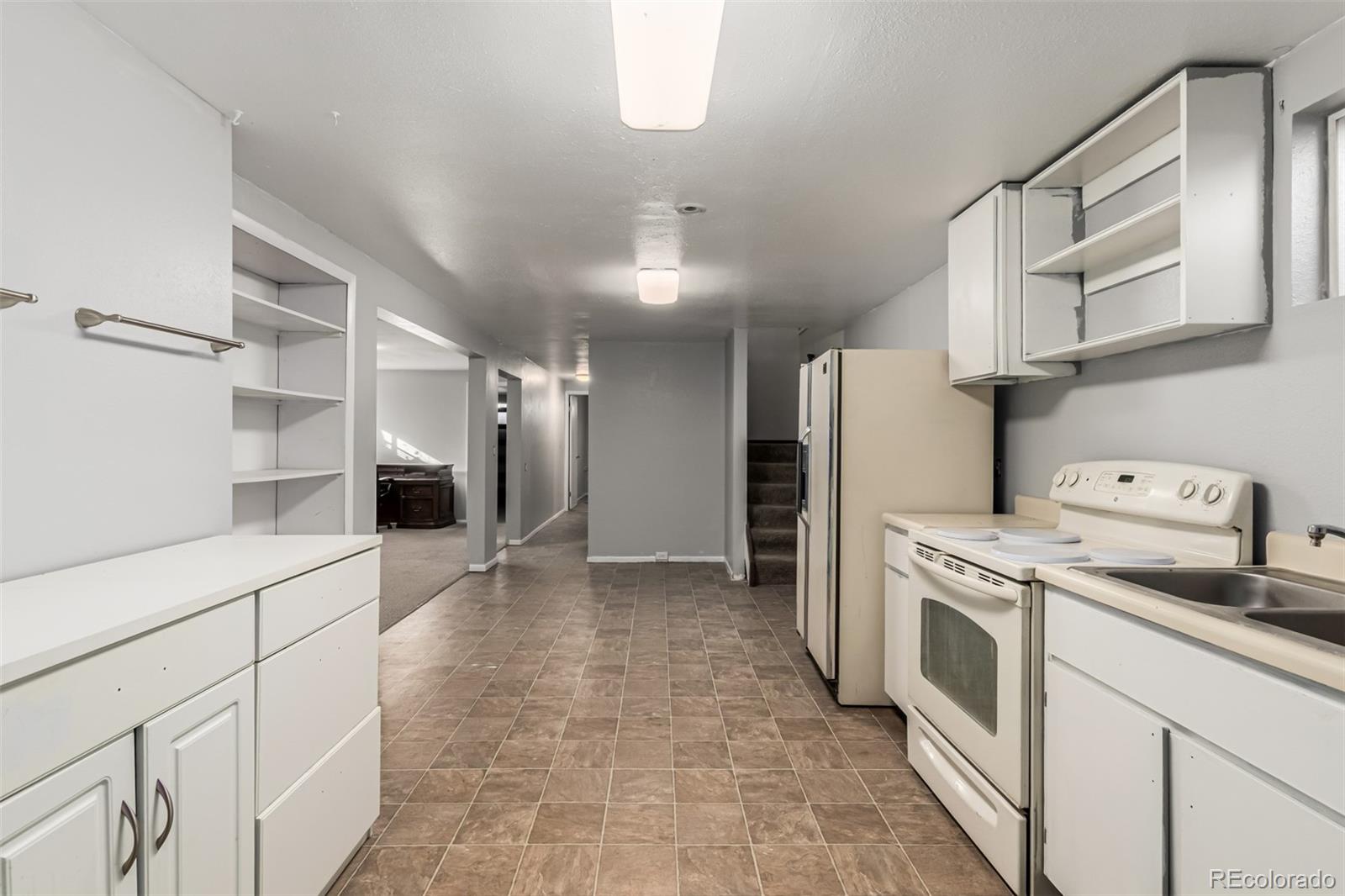 MLS Image #15 for 335 s monaco st pkwy,denver, Colorado