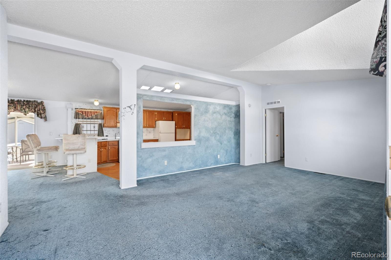 MLS Image #4 for 185  elm street,hudson, Colorado