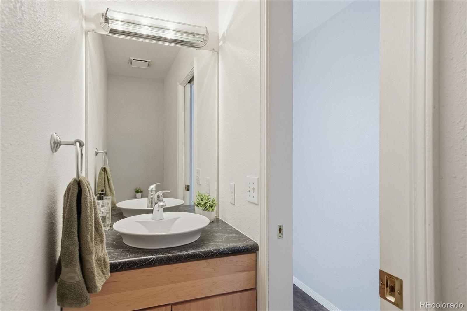 MLS Image #10 for 5670 e tabor drive,castle rock, Colorado