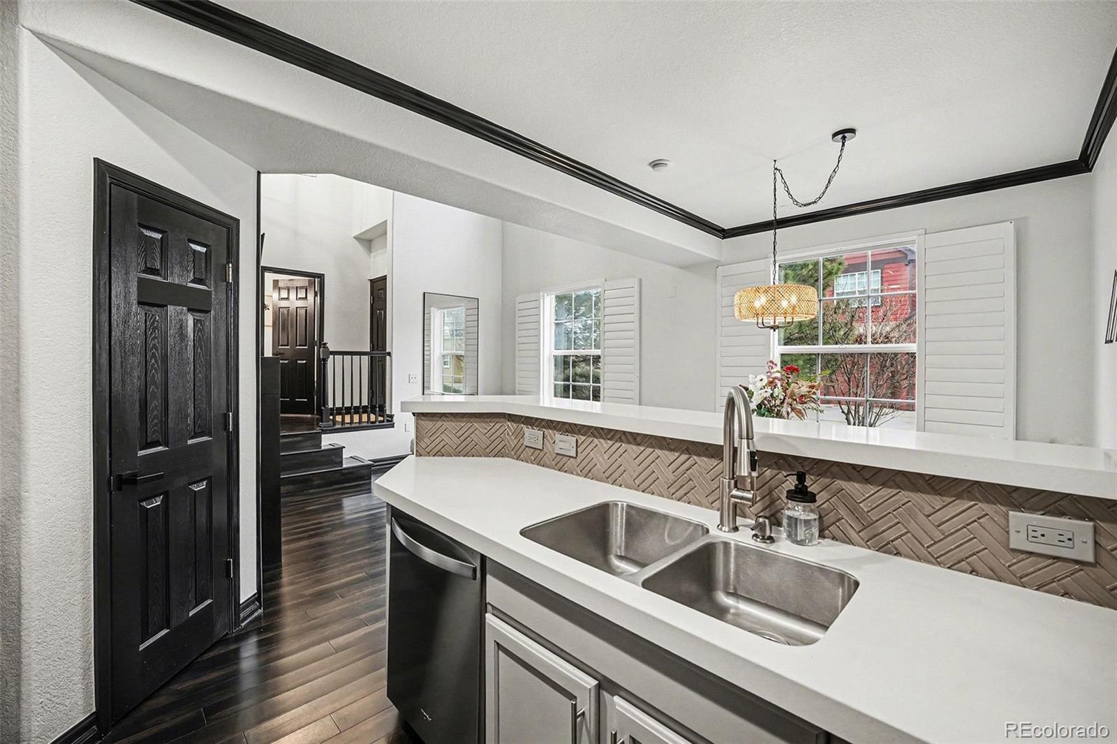 MLS Image #13 for 7777 e 23rd avenue 801,denver, Colorado