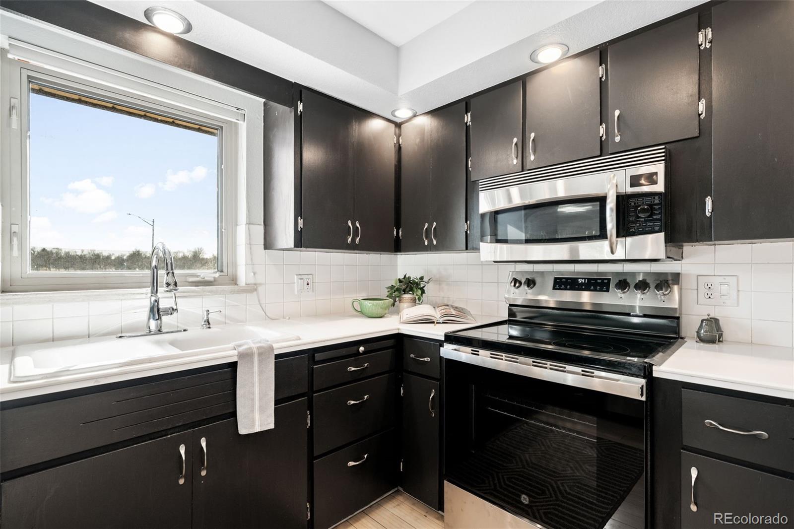 MLS Image #14 for 4821  hooker street,denver, Colorado