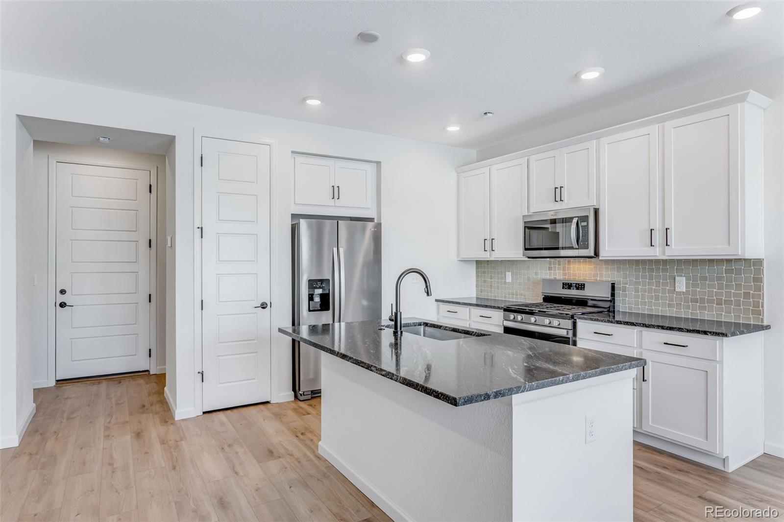 MLS Image #11 for 1761  mount meeker avenue,berthoud, Colorado