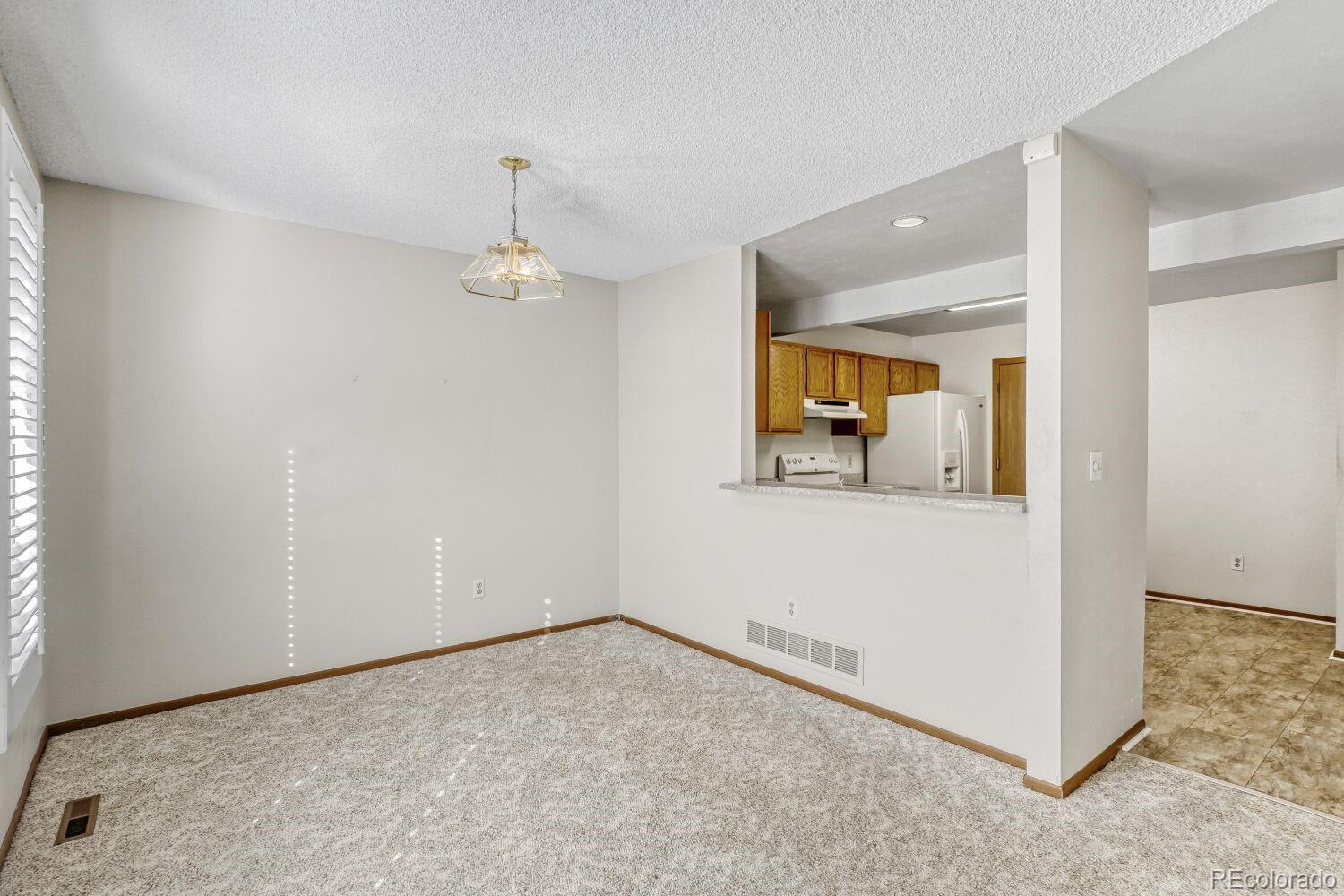 MLS Image #6 for 15455 e louisiana avenue,aurora, Colorado