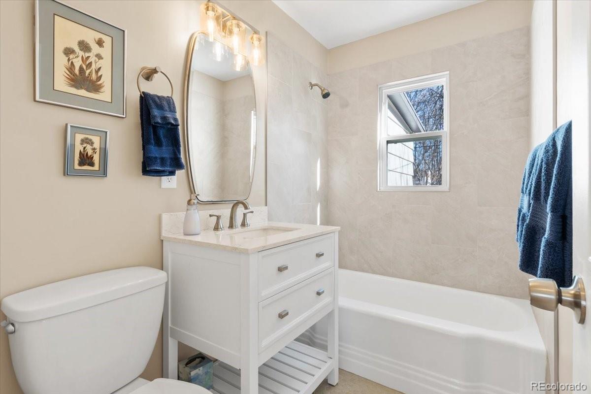 MLS Image #10 for 1364  iola street,aurora, Colorado
