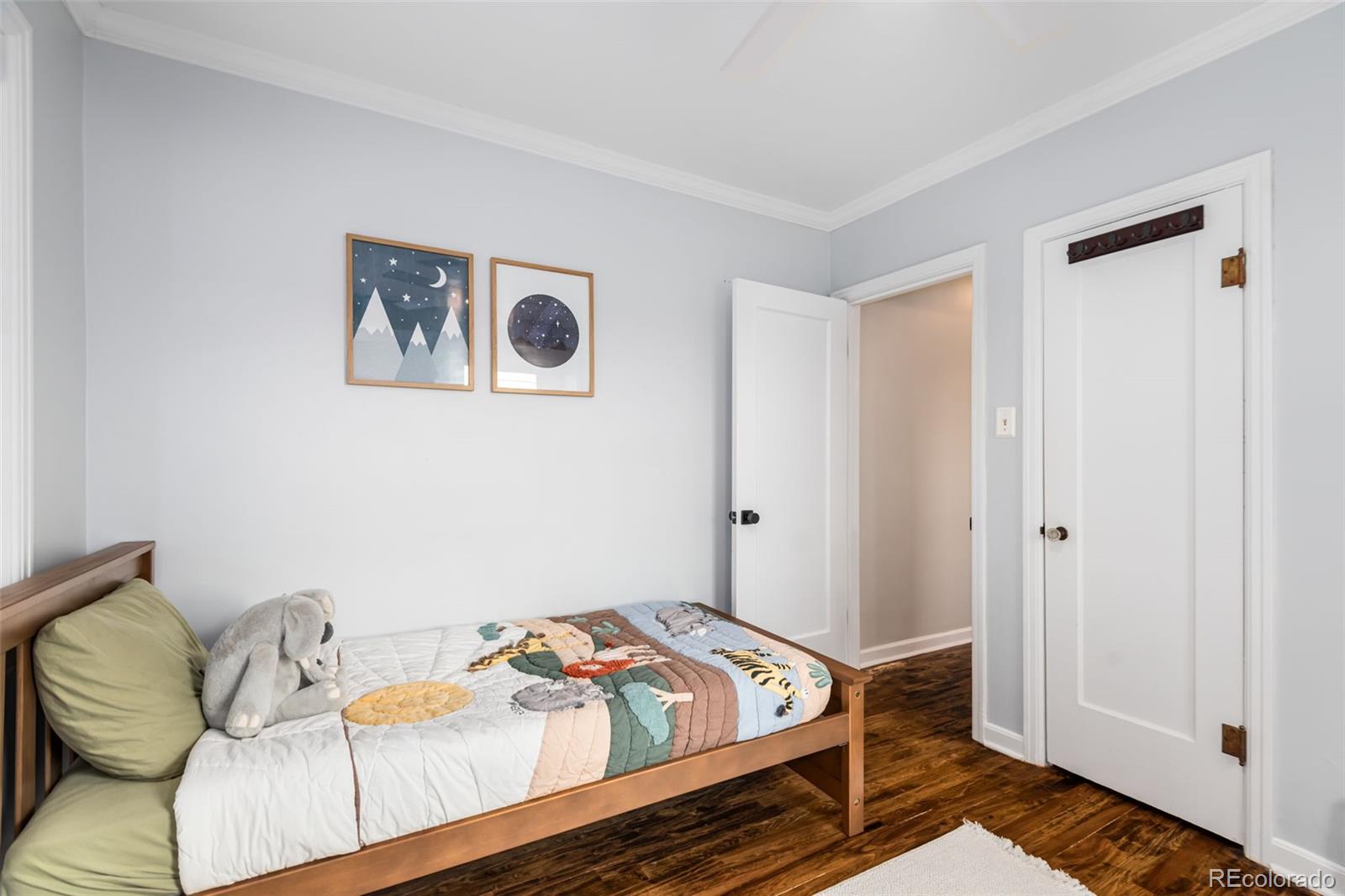 MLS Image #20 for 3233 w scott place,denver, Colorado
