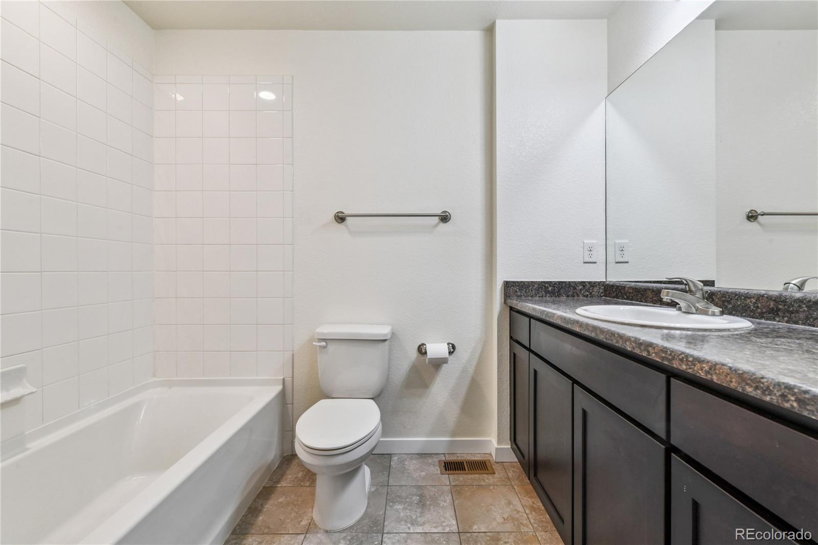 MLS Image #12 for 12856  jasmine street b,thornton, Colorado