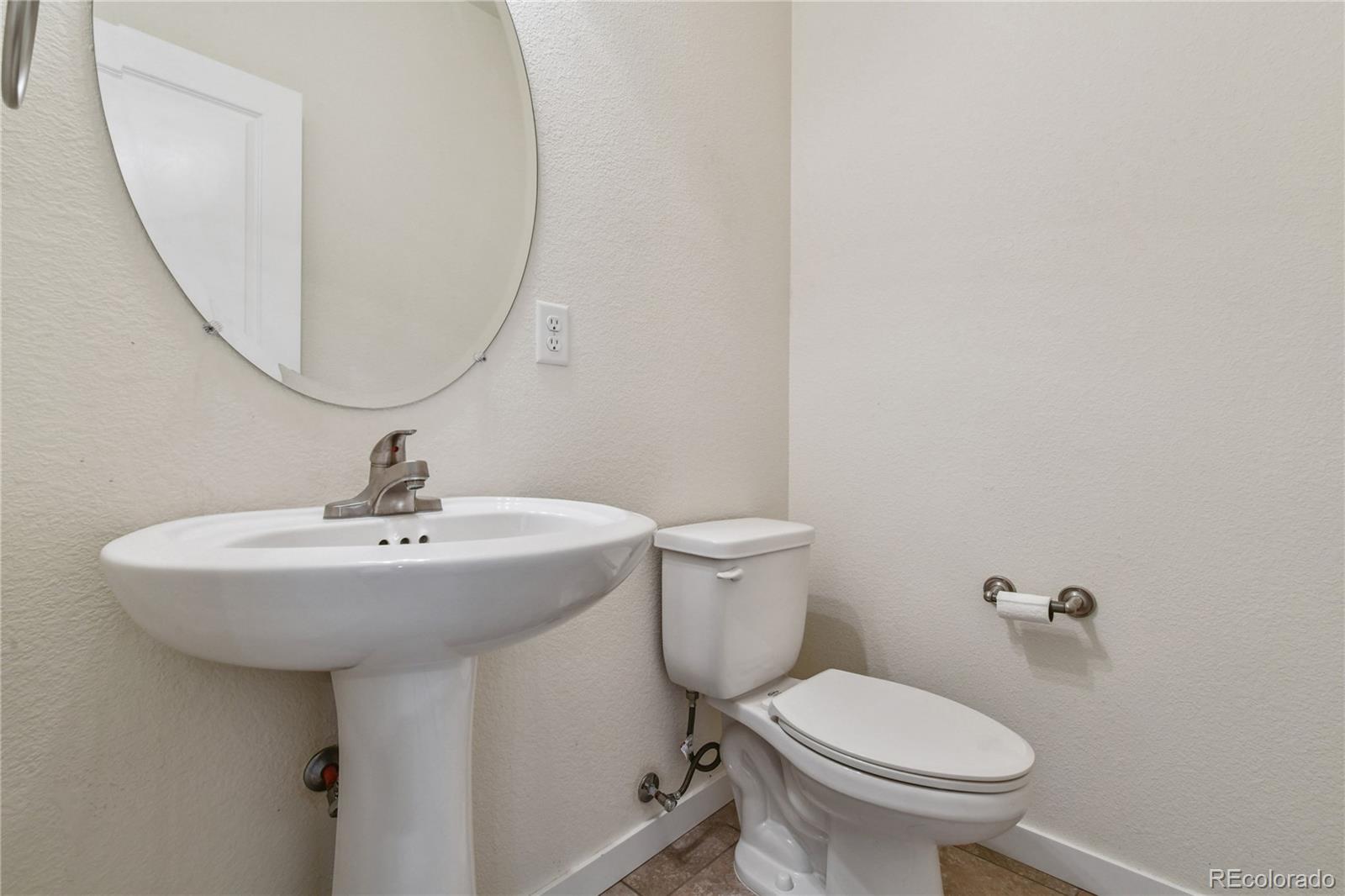 MLS Image #16 for 12856  jasmine street b,thornton, Colorado
