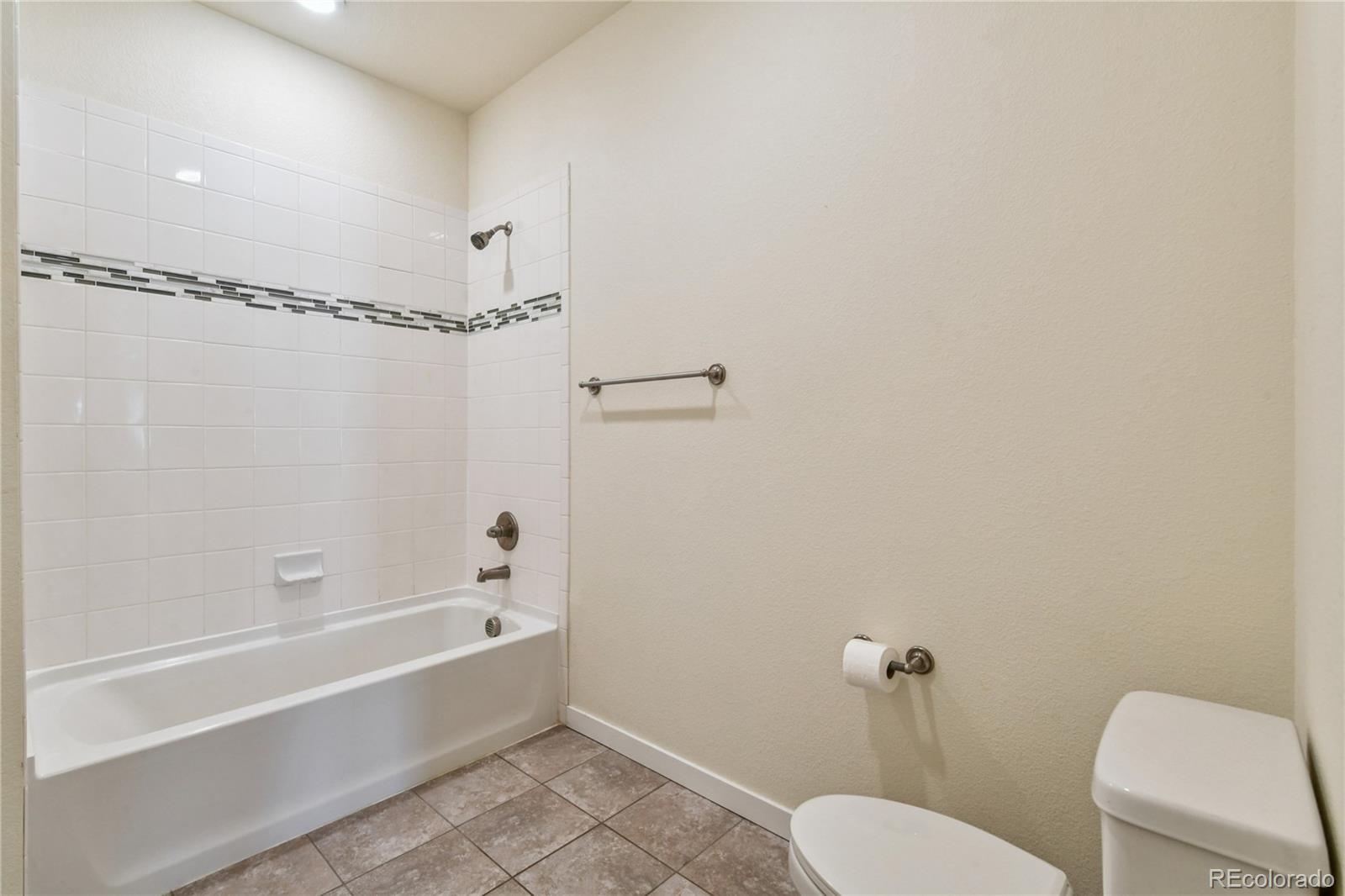 MLS Image #22 for 12856  jasmine street b,thornton, Colorado