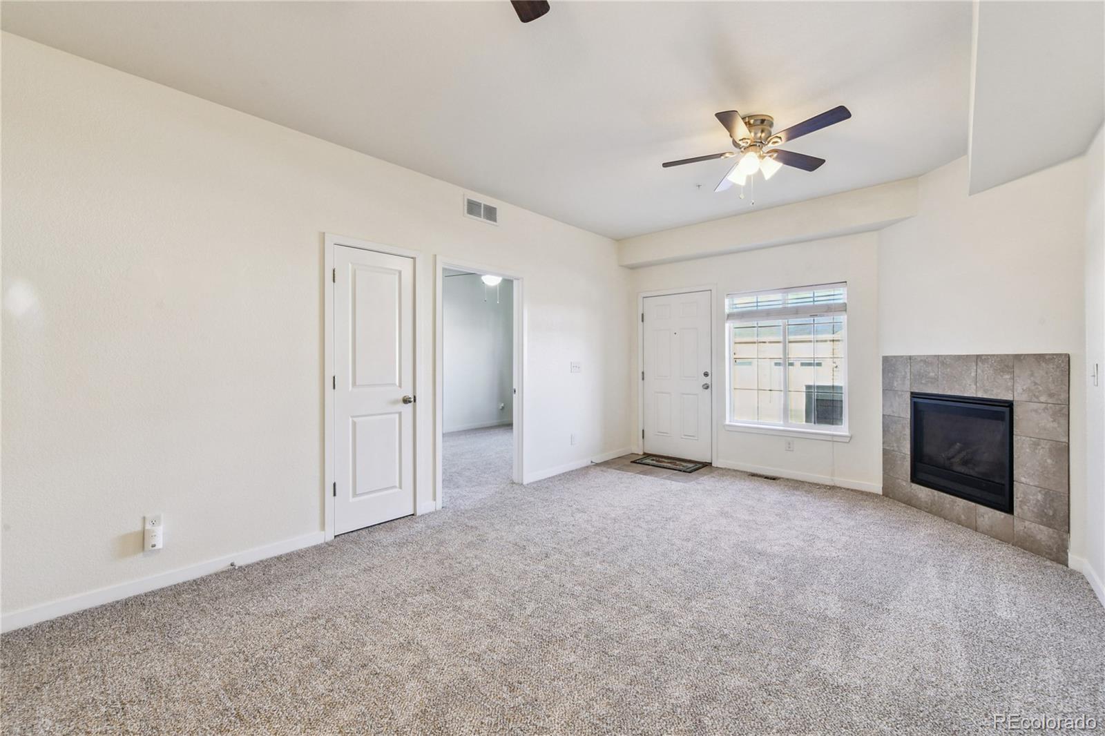 MLS Image #4 for 12856  jasmine street b,thornton, Colorado