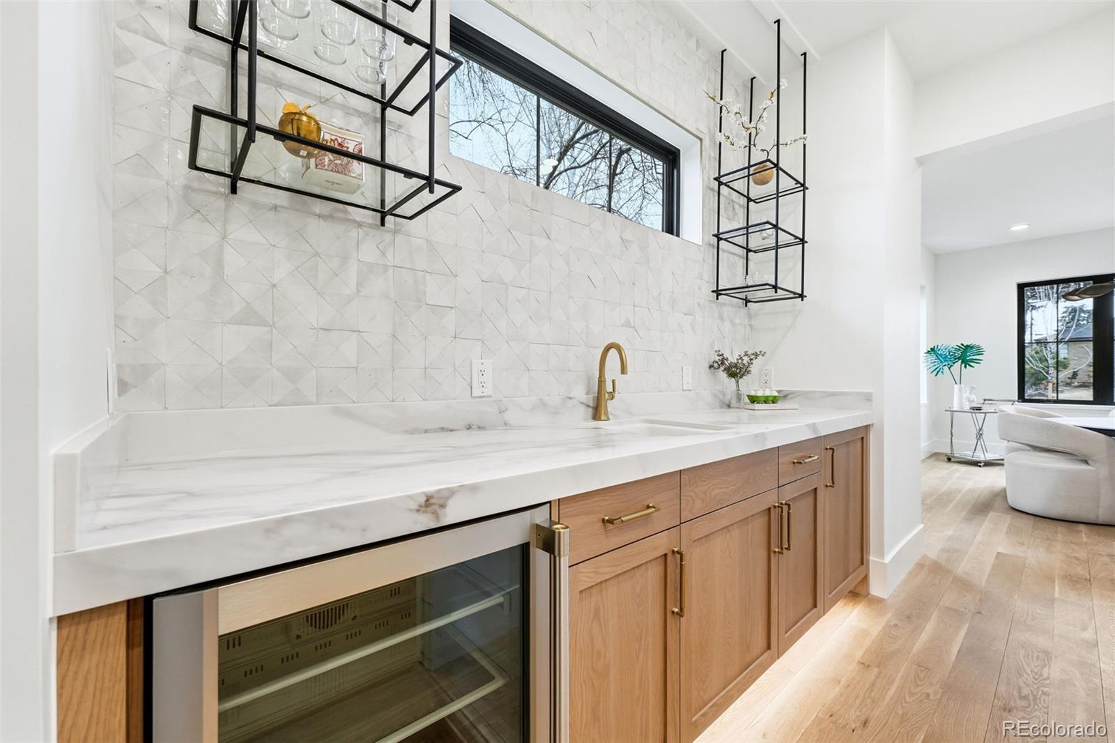 MLS Image #19 for 1395 s saint paul street,denver, Colorado
