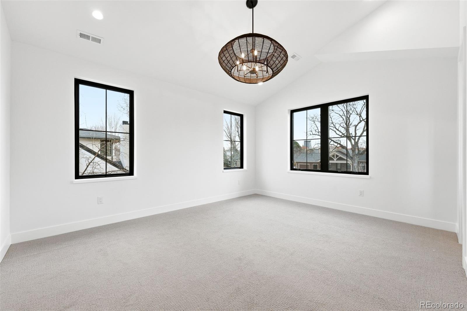 MLS Image #30 for 1395 s saint paul street,denver, Colorado