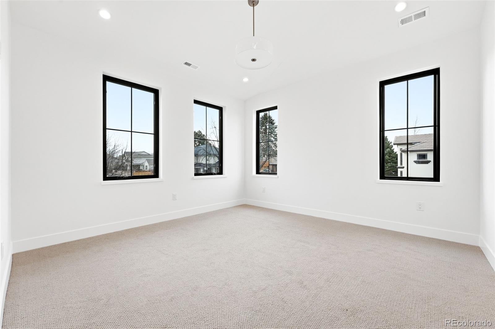 MLS Image #32 for 1395 s saint paul street,denver, Colorado