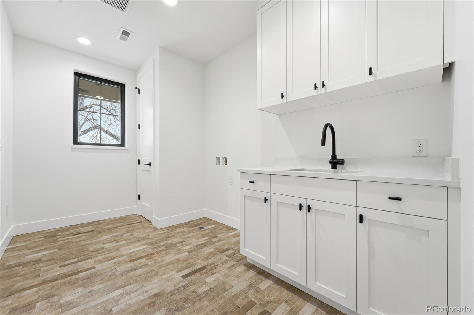 MLS Image #34 for 1395 s saint paul street,denver, Colorado