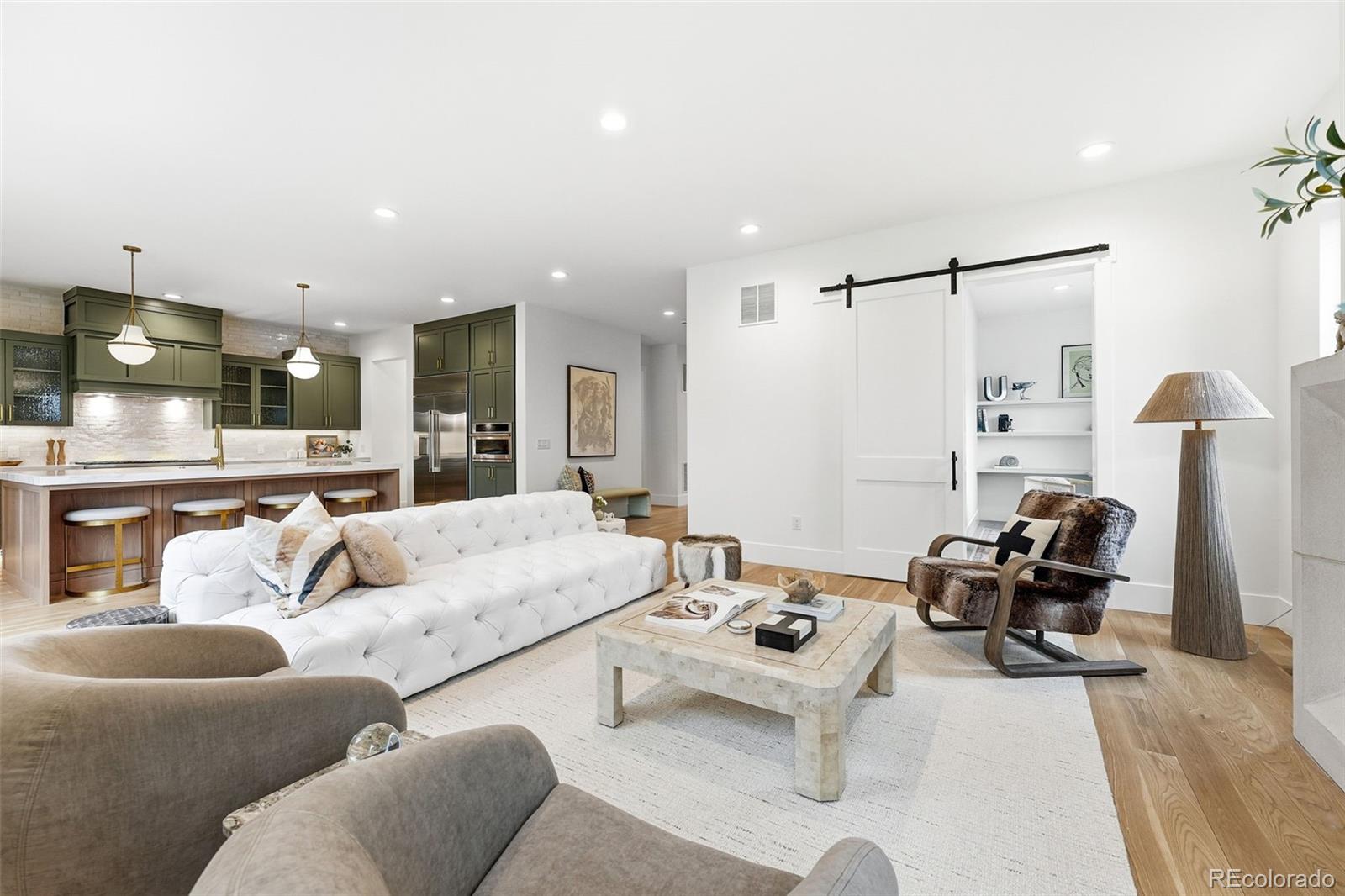 MLS Image #9 for 1395 s saint paul street,denver, Colorado
