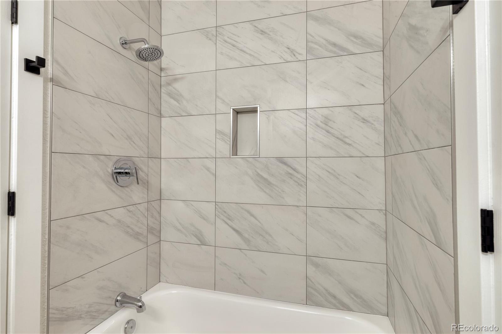MLS Image #10 for 15068 e hampden circle ,aurora, Colorado