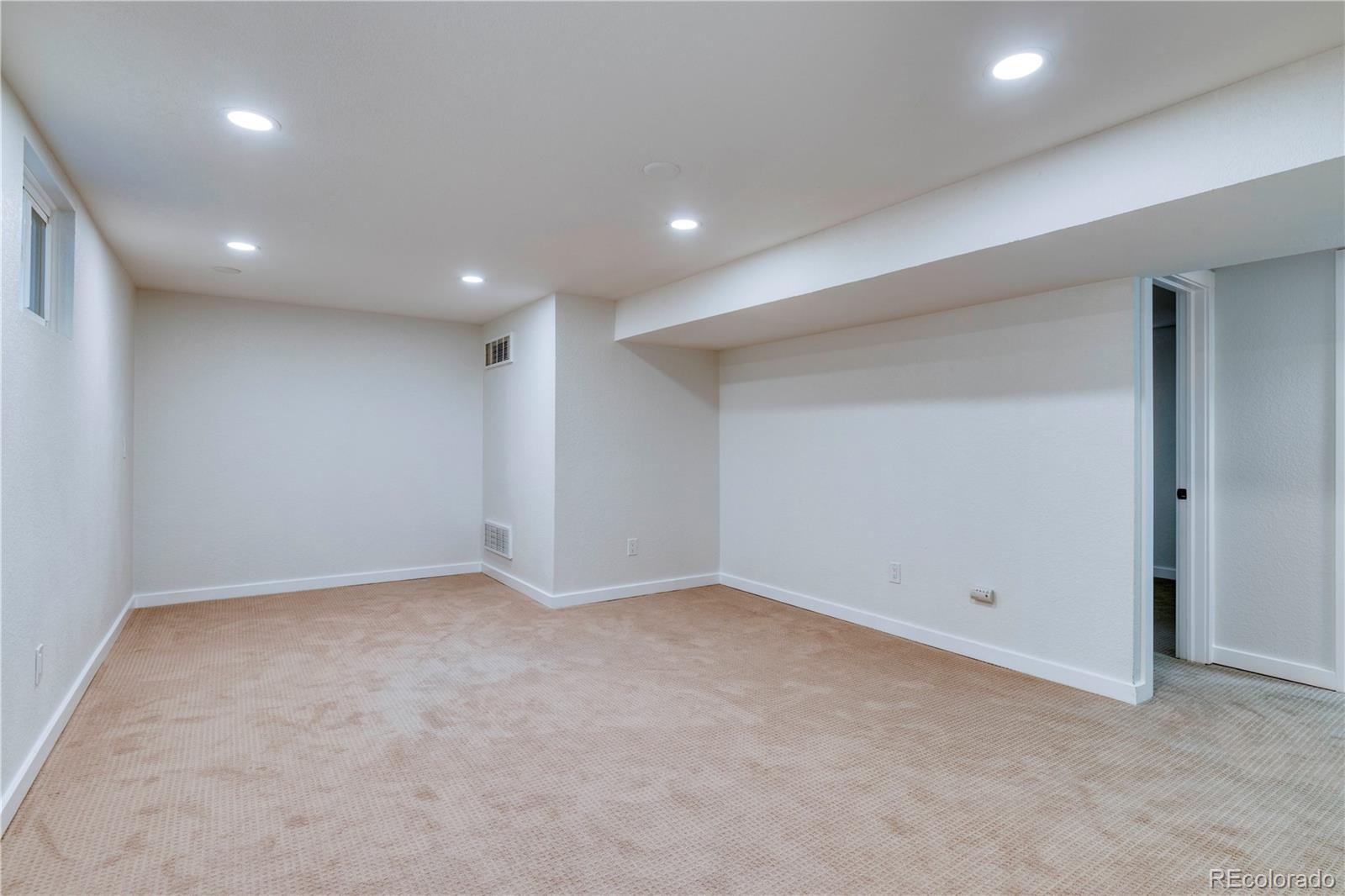 MLS Image #17 for 15068 e hampden circle ,aurora, Colorado
